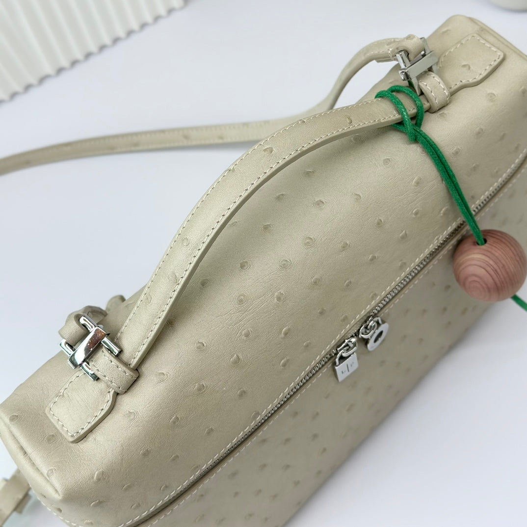 LuxluxHouse Best Quality Bags Loro Piana Women