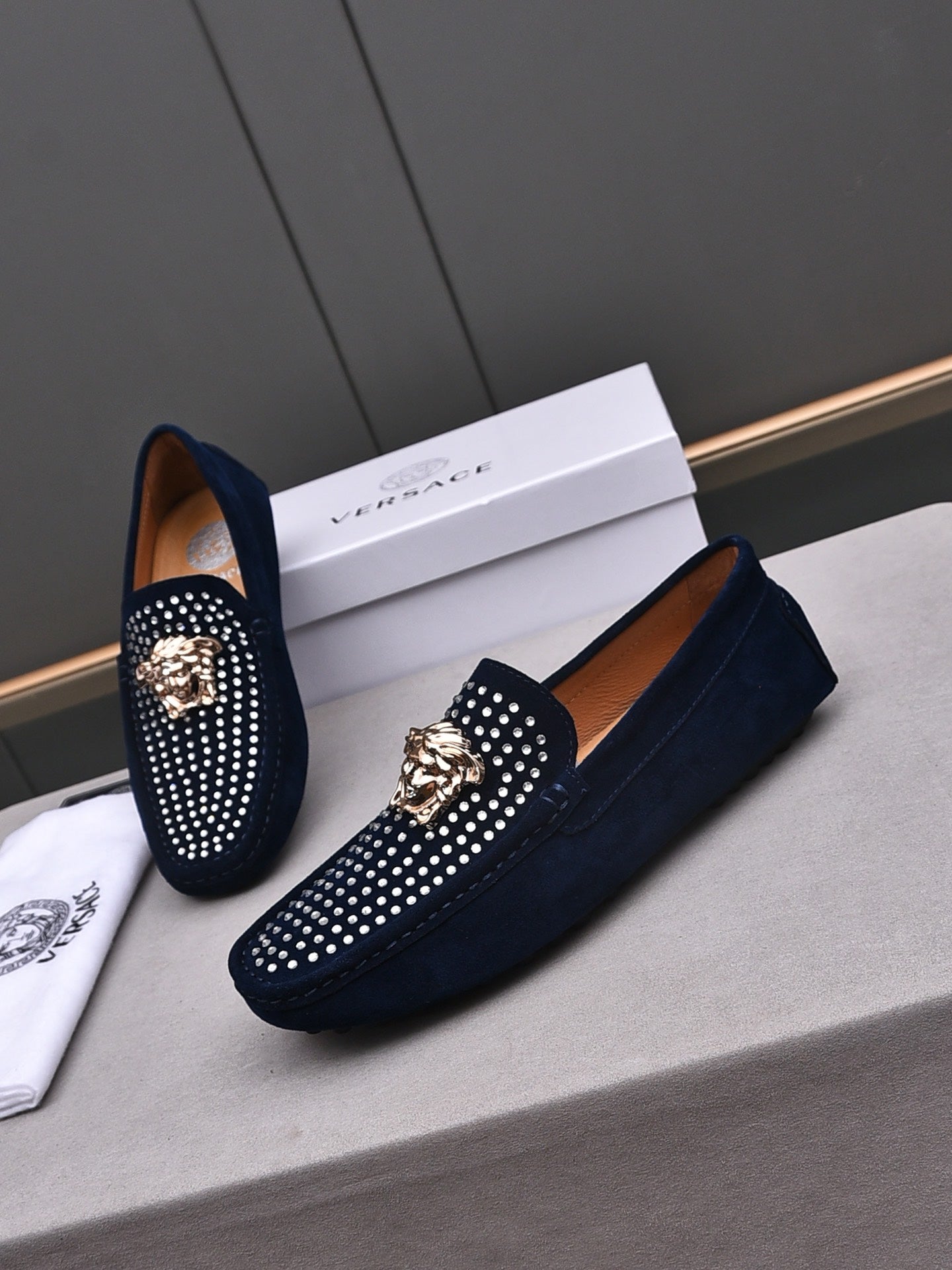 LuxluxHouse Best Quality Shoes Versace