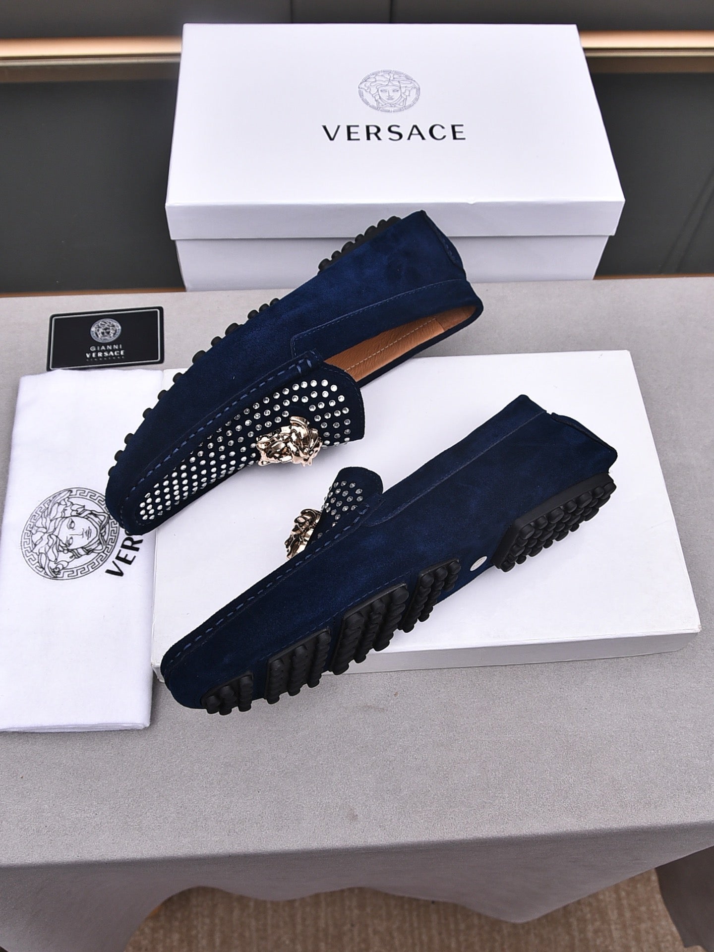 LuxluxHouse Best Quality Shoes Versace