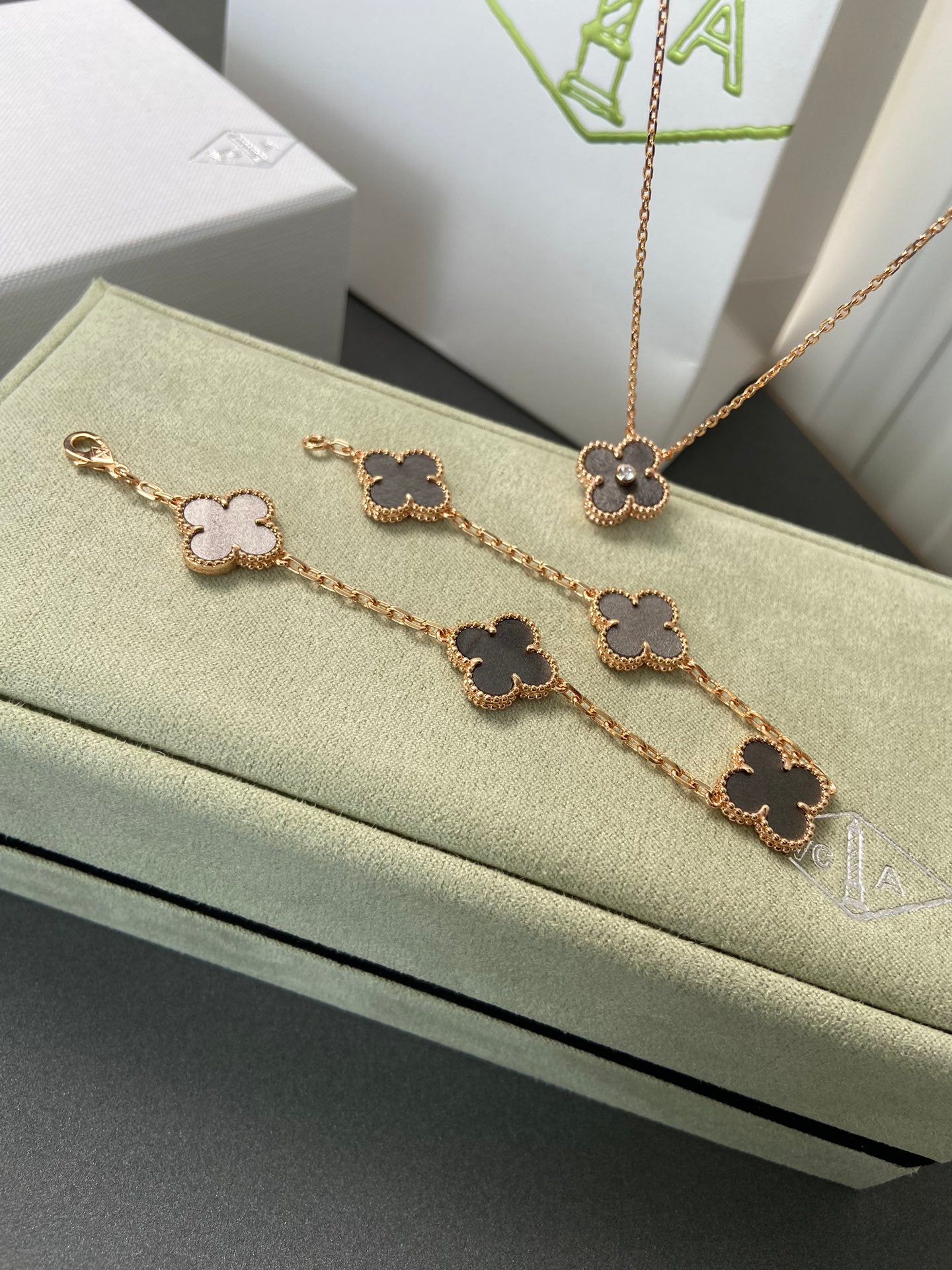 LuxluxHouse Best Quality Accessories Bracelet Van Cleef & Arpels