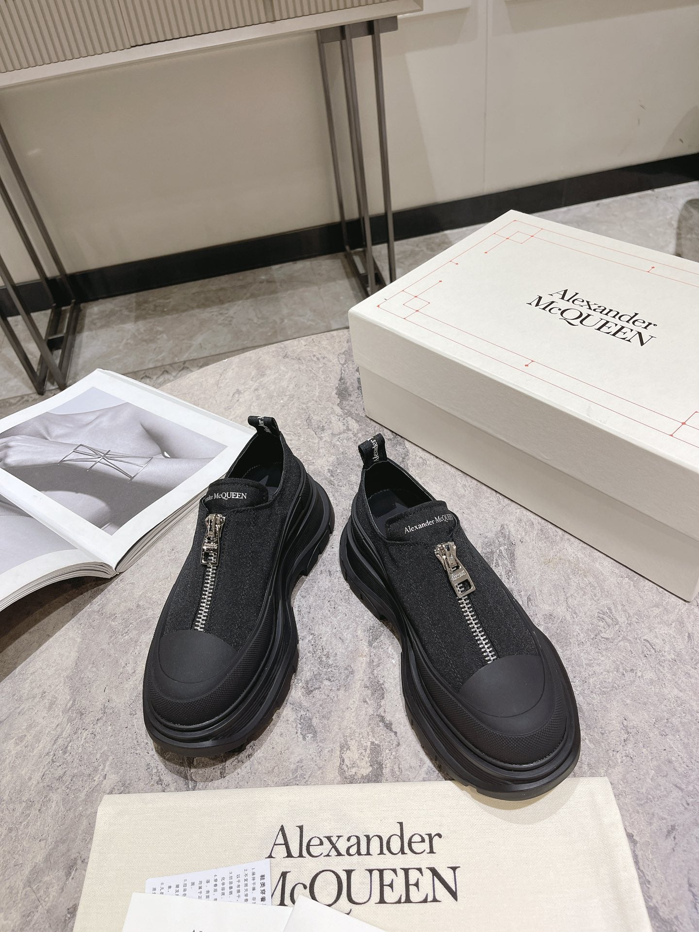 LuxluxHouse Best Quality Shoes Alexander McQueen