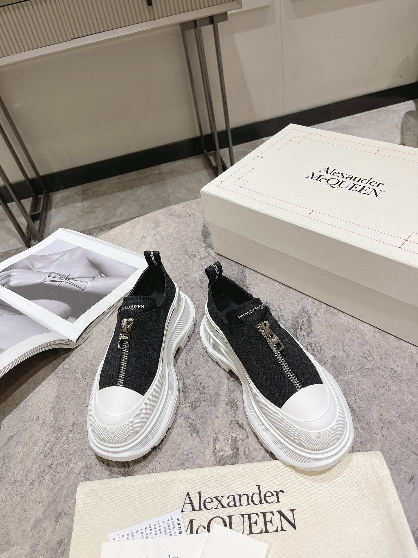 LuxluxHouse Best Quality Shoes Alexander McQueen