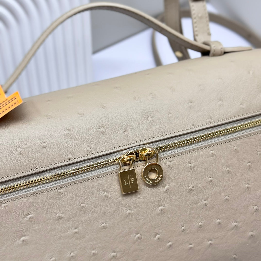 LuxluxHouse Best Quality Bags Loro Piana Women