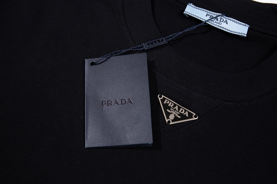 LuxluxHouse Best Quality Clothes T-shirt Prada