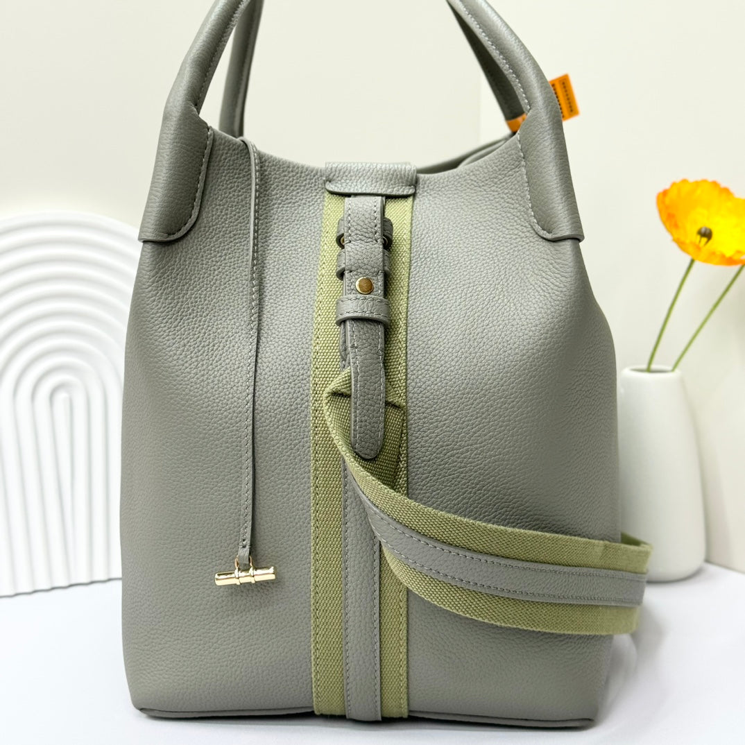 LuxluxHouse Best Quality Bags Loro Piana Women