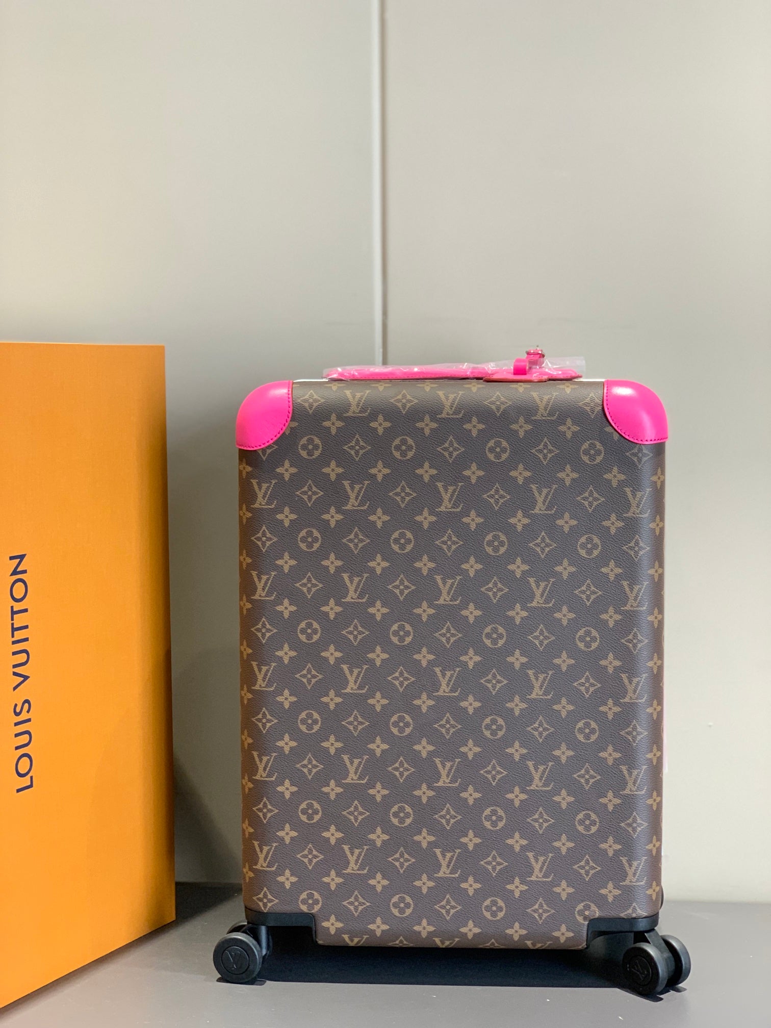 LuxluxHouse Best Quality Bags Luggage