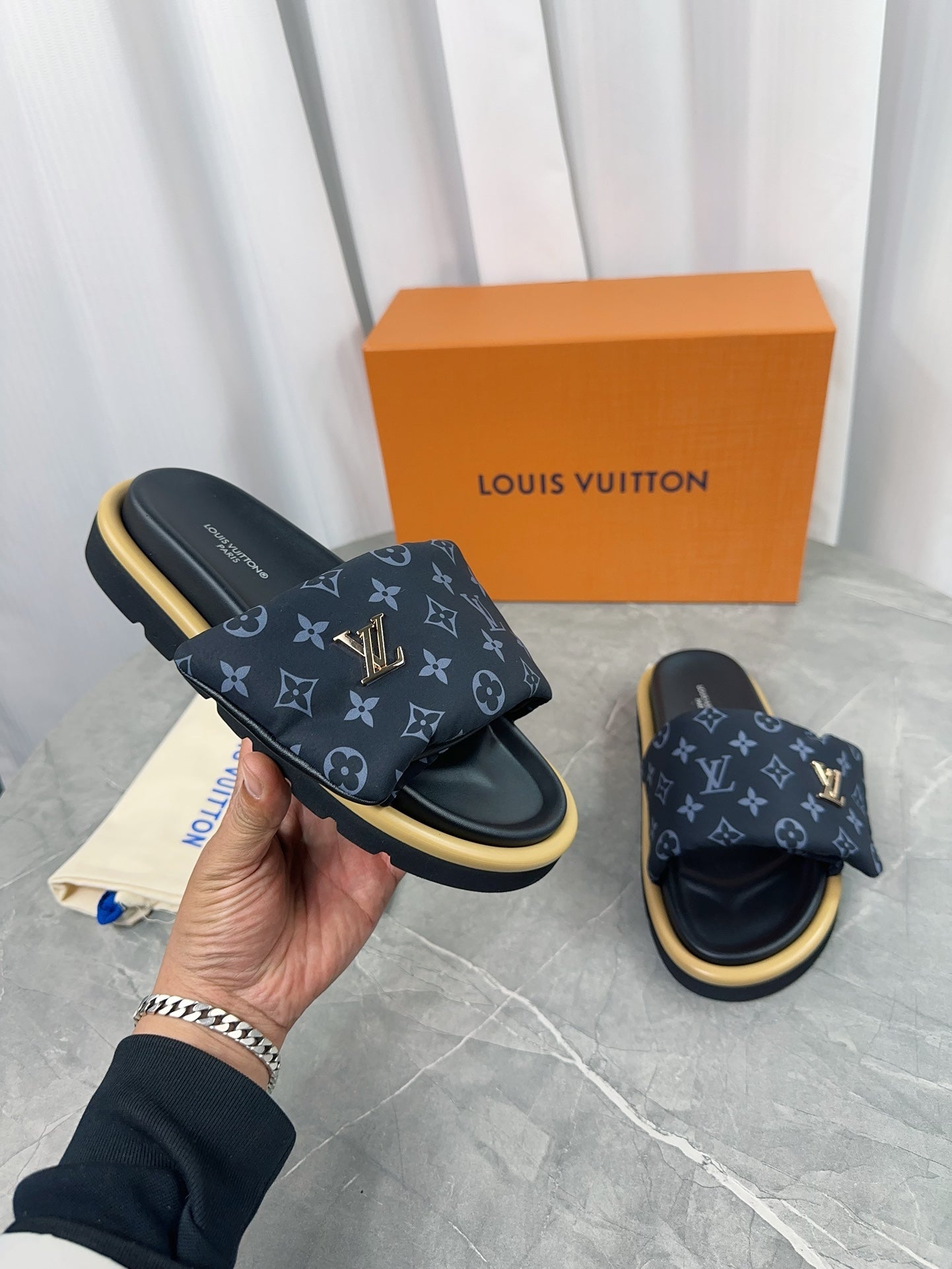 LuxluxHouse Best Quality Sandals Louis Vuitton