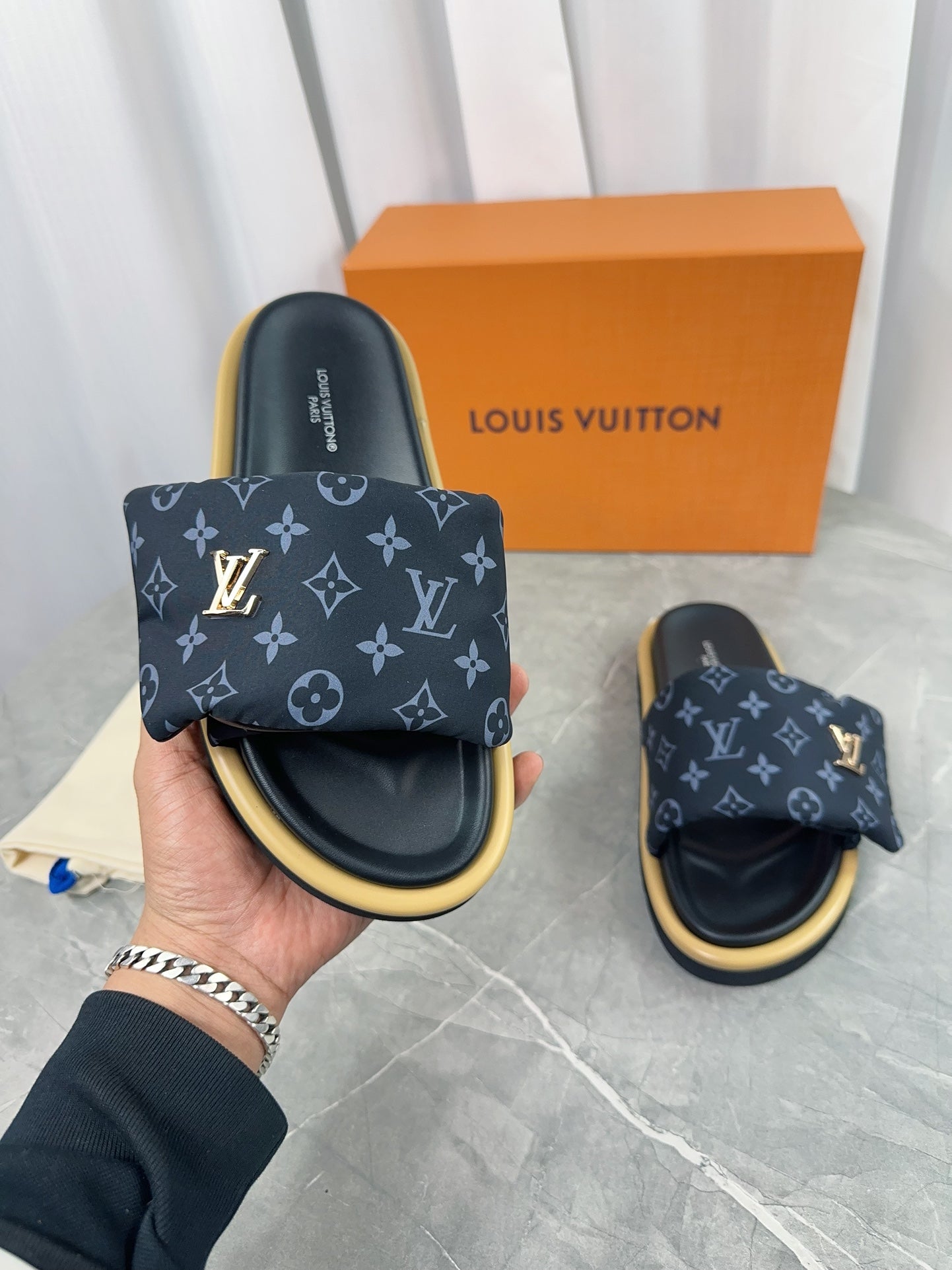 LuxluxHouse Best Quality Sandals Louis Vuitton
