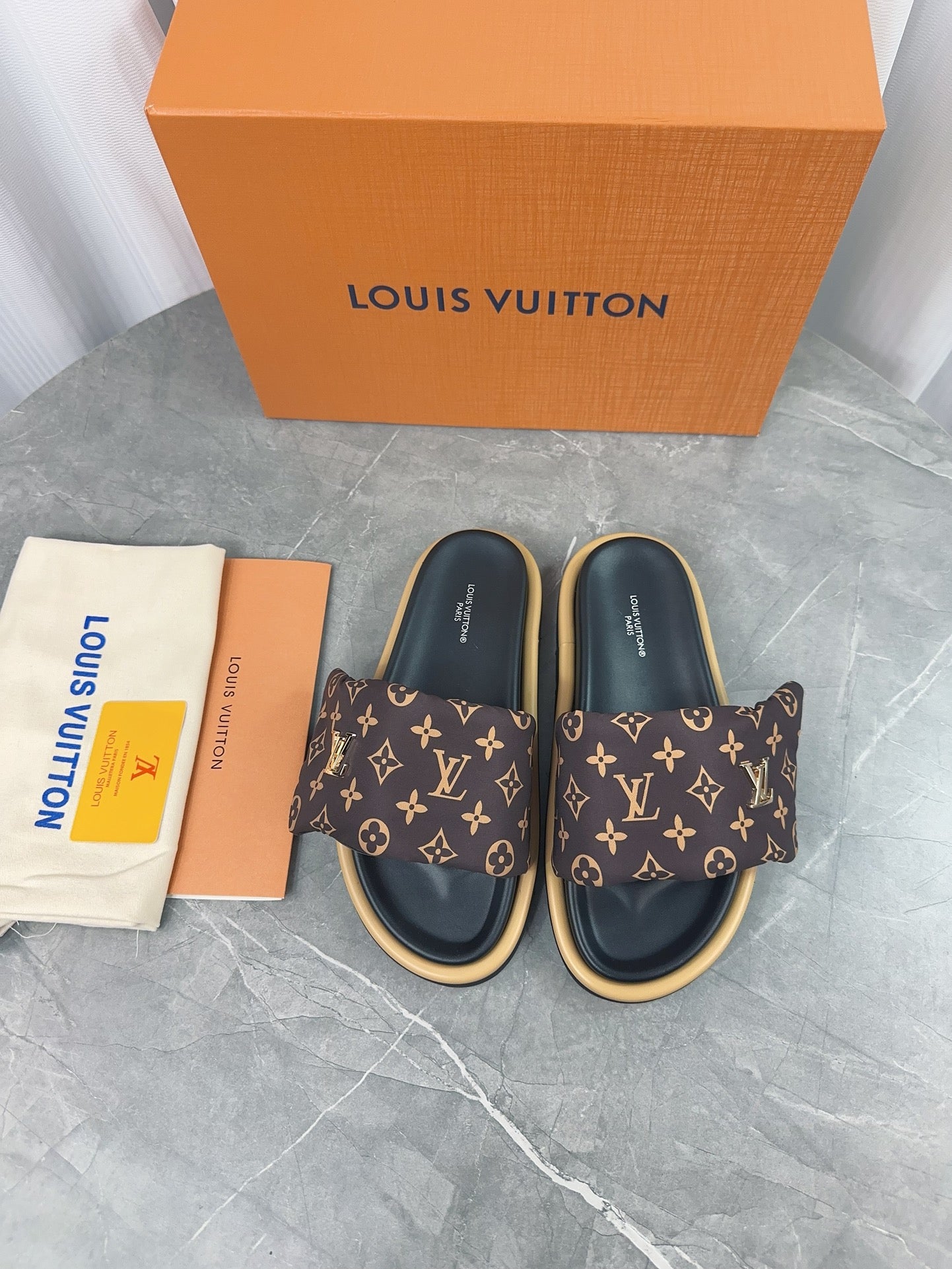 LuxluxHouse Best Quality Sandals Louis Vuitton