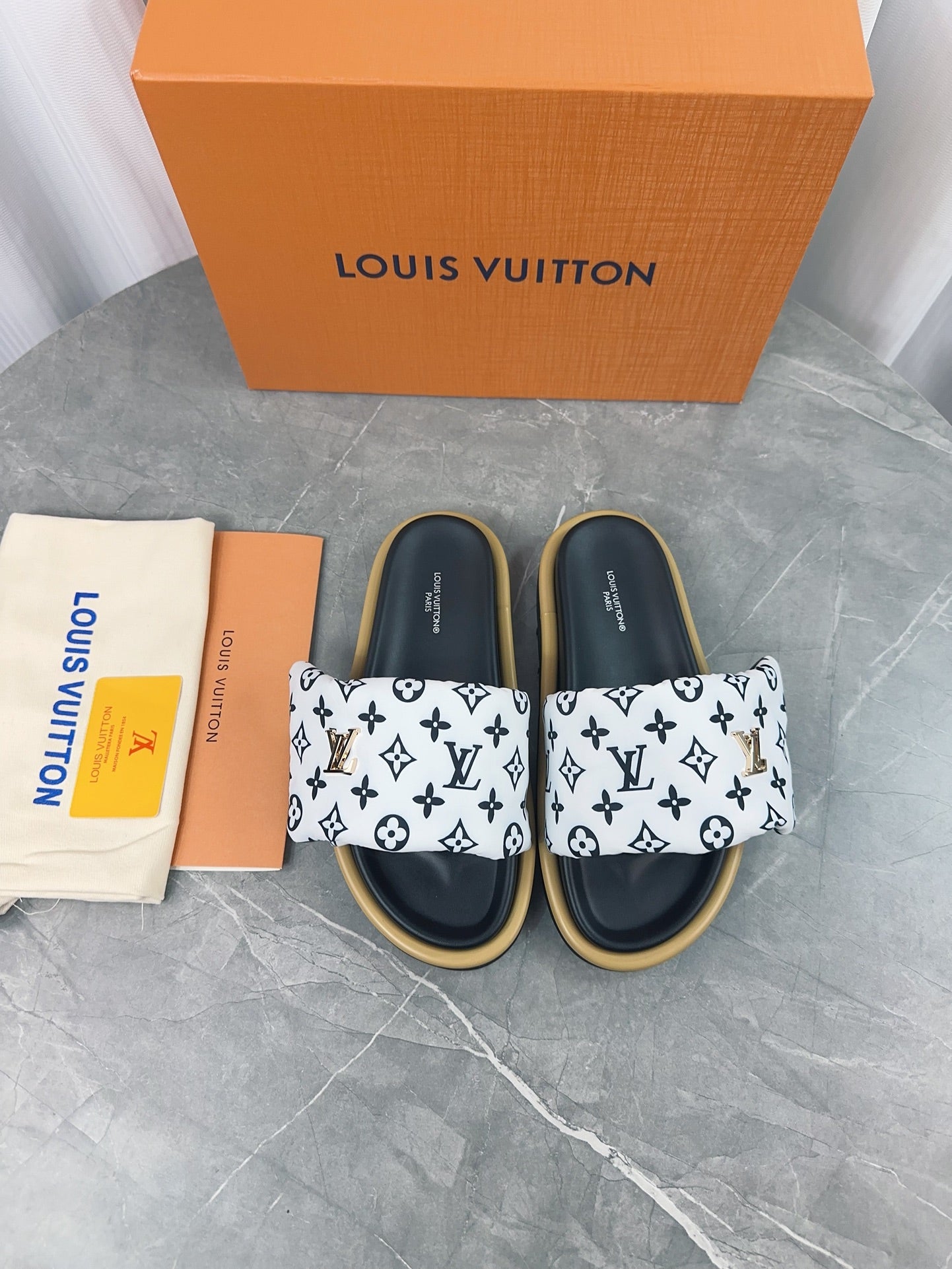 LuxluxHouse Best Quality Sandals Louis Vuitton
