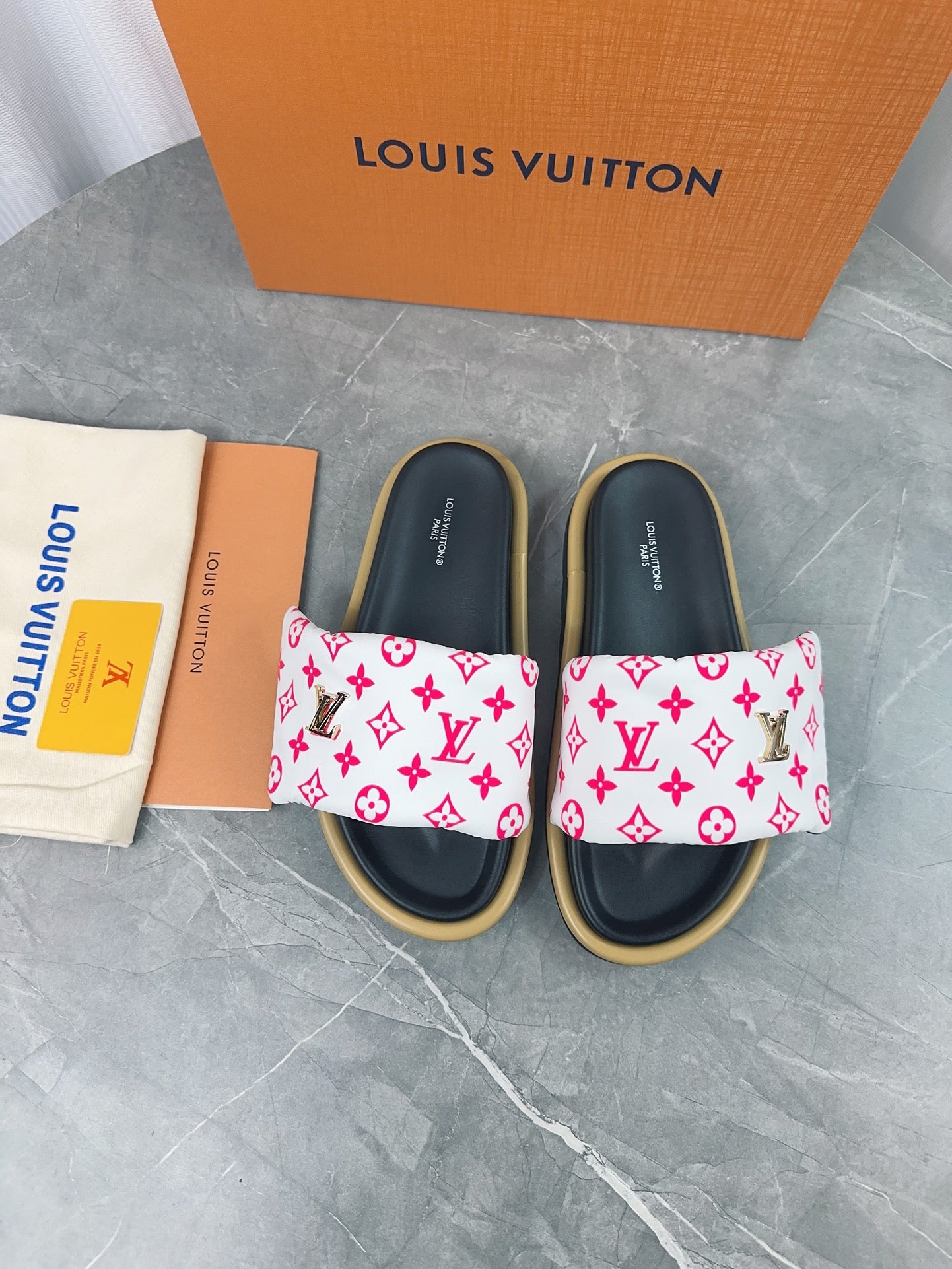 LuxluxHouse Best Quality Sandals Louis Vuitton