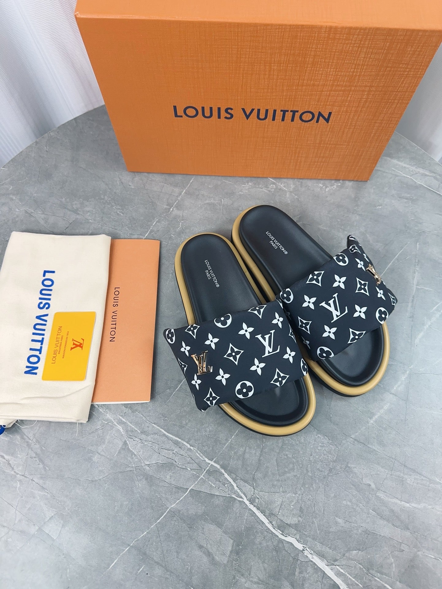 LuxluxHouse Best Quality Sandals Louis Vuitton