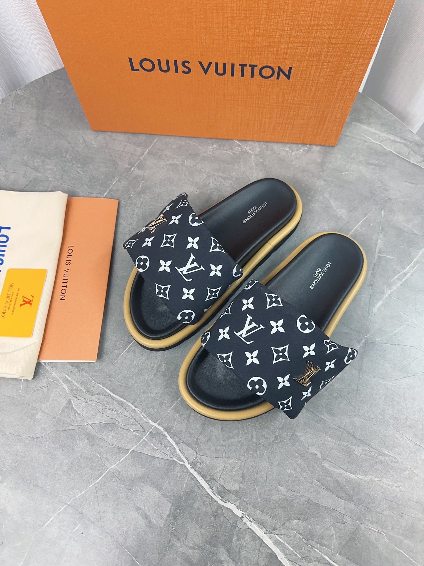 LuxluxHouse Best Quality Sandals Louis Vuitton