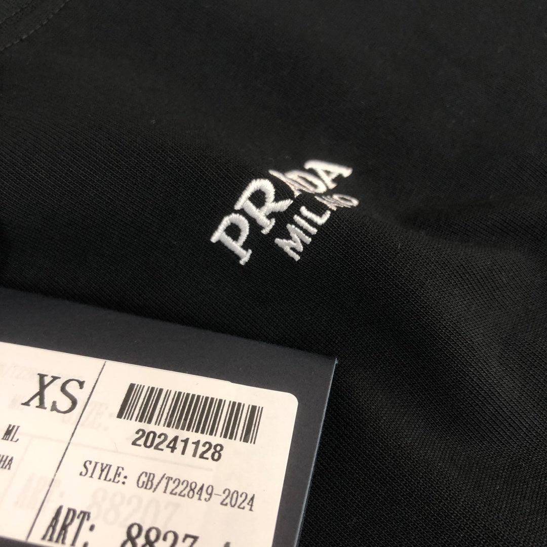 LuxluxHouse Best Quality Clothes T-shirt Prada