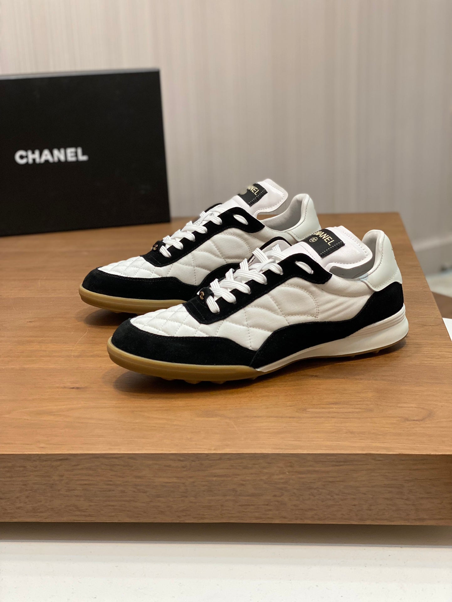 LuxluxHouse Best Quality Shoes Chanel