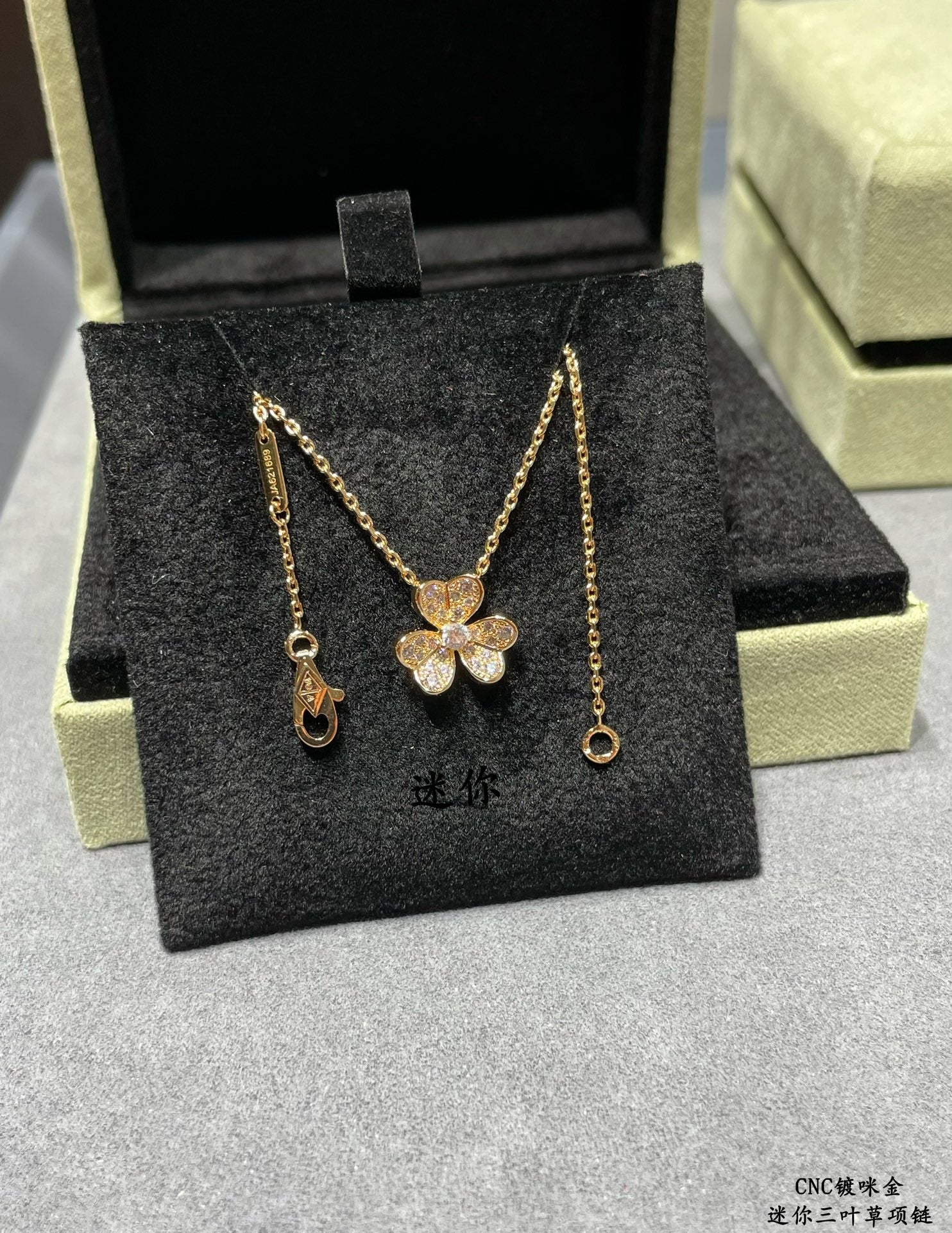 LuxluxHouse Best Quality Accessories Van Cleef & Arpels