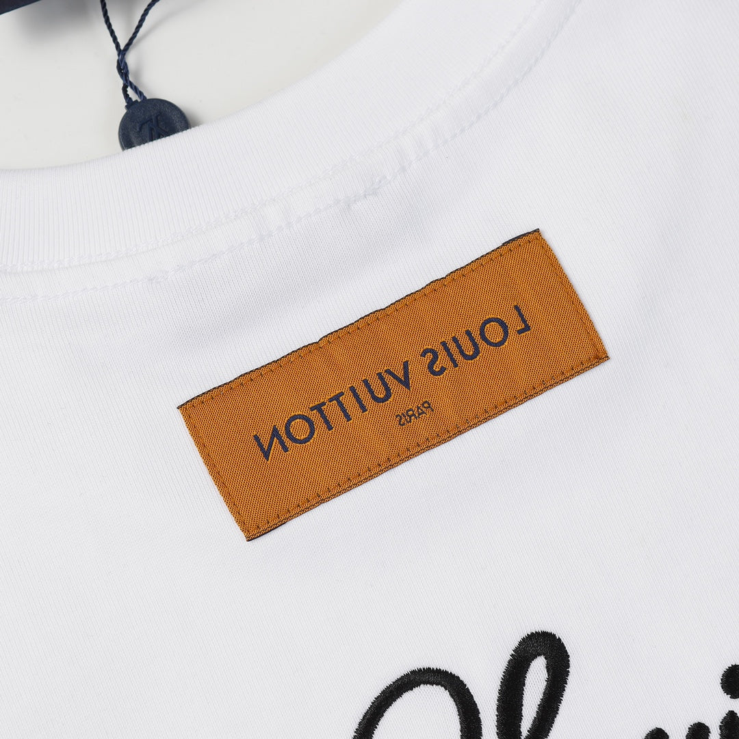 LuxluxHouse Best Quality Clothes T-shirt Louis Vuitton