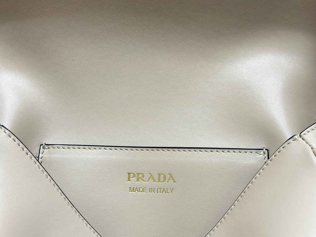 LuxluxHouse Best Quality Bags Prada Women