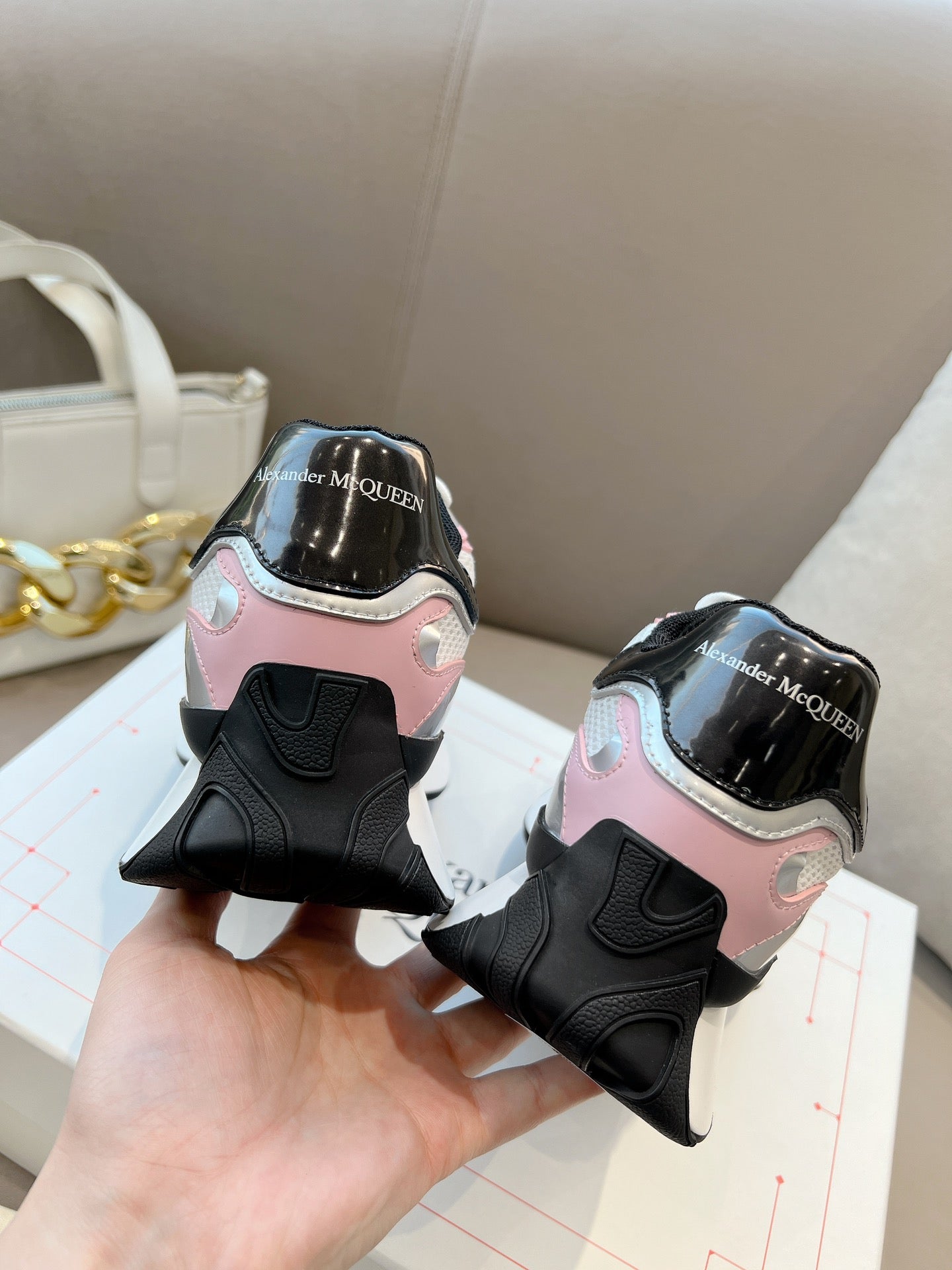 LuxluxHouse Best Quality Shoes Alexander McQueen