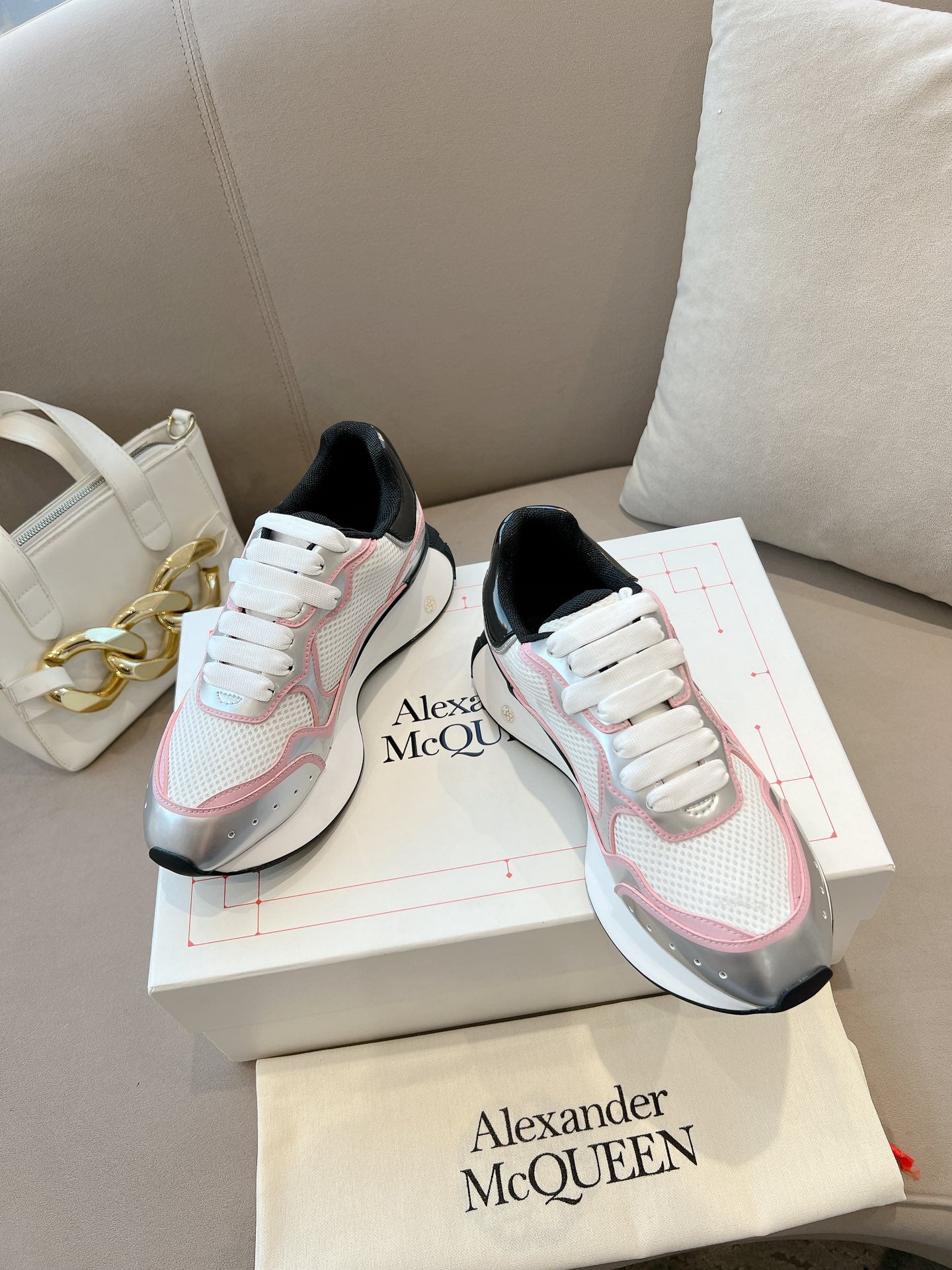 LuxluxHouse Best Quality Shoes Alexander McQueen