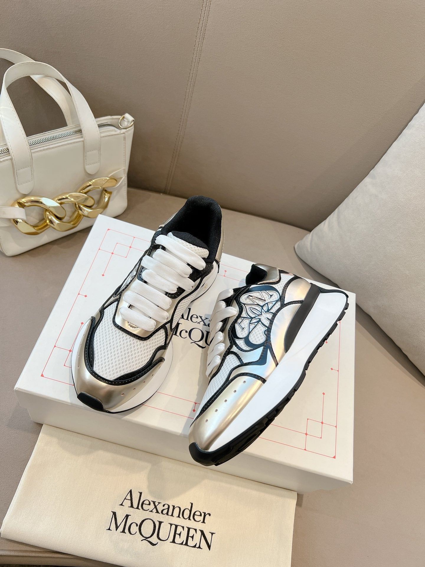 LuxluxHouse Best Quality Shoes Alexander McQueen
