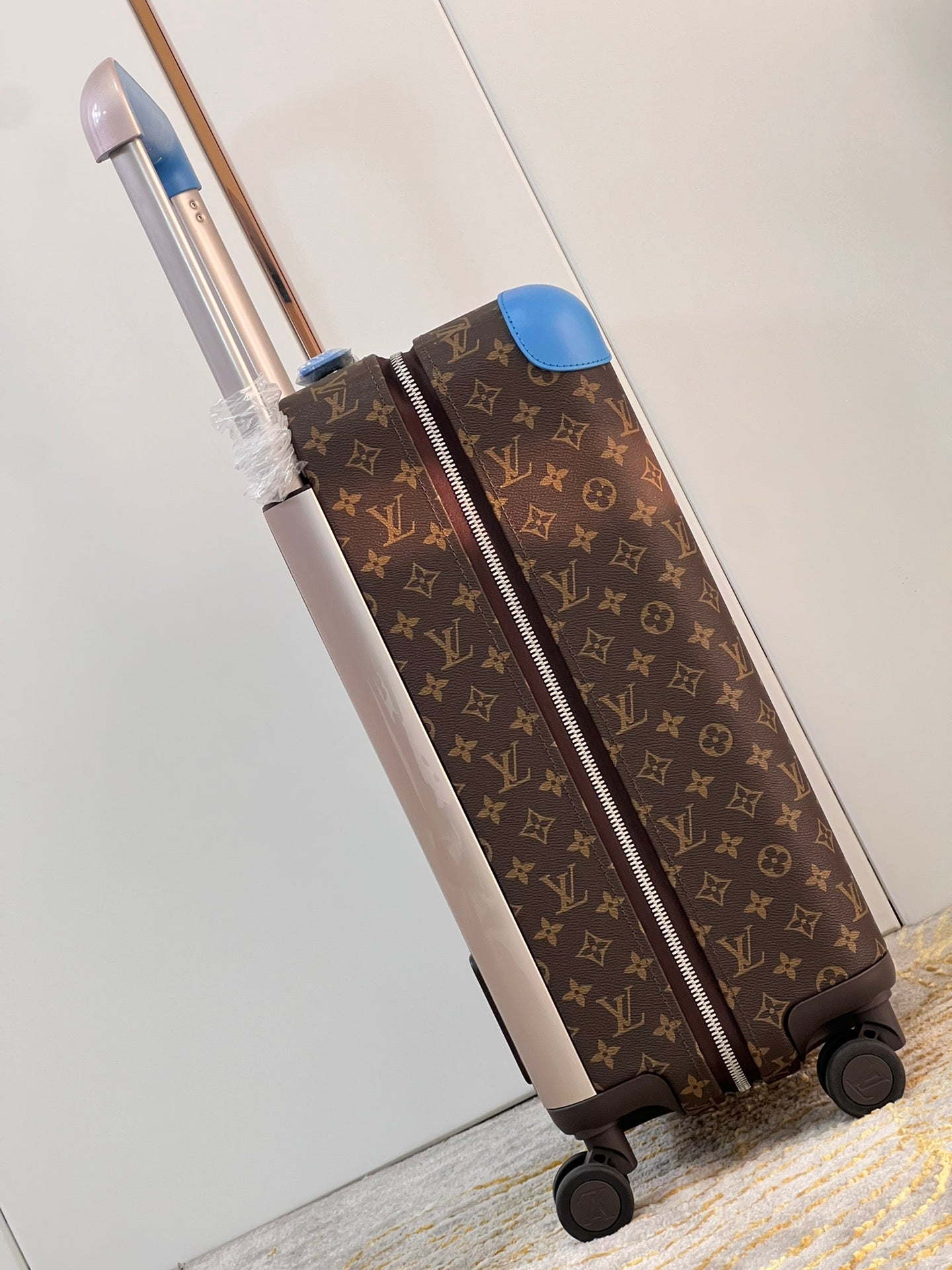 LuxluxHouse Best Quality Bags Luggage