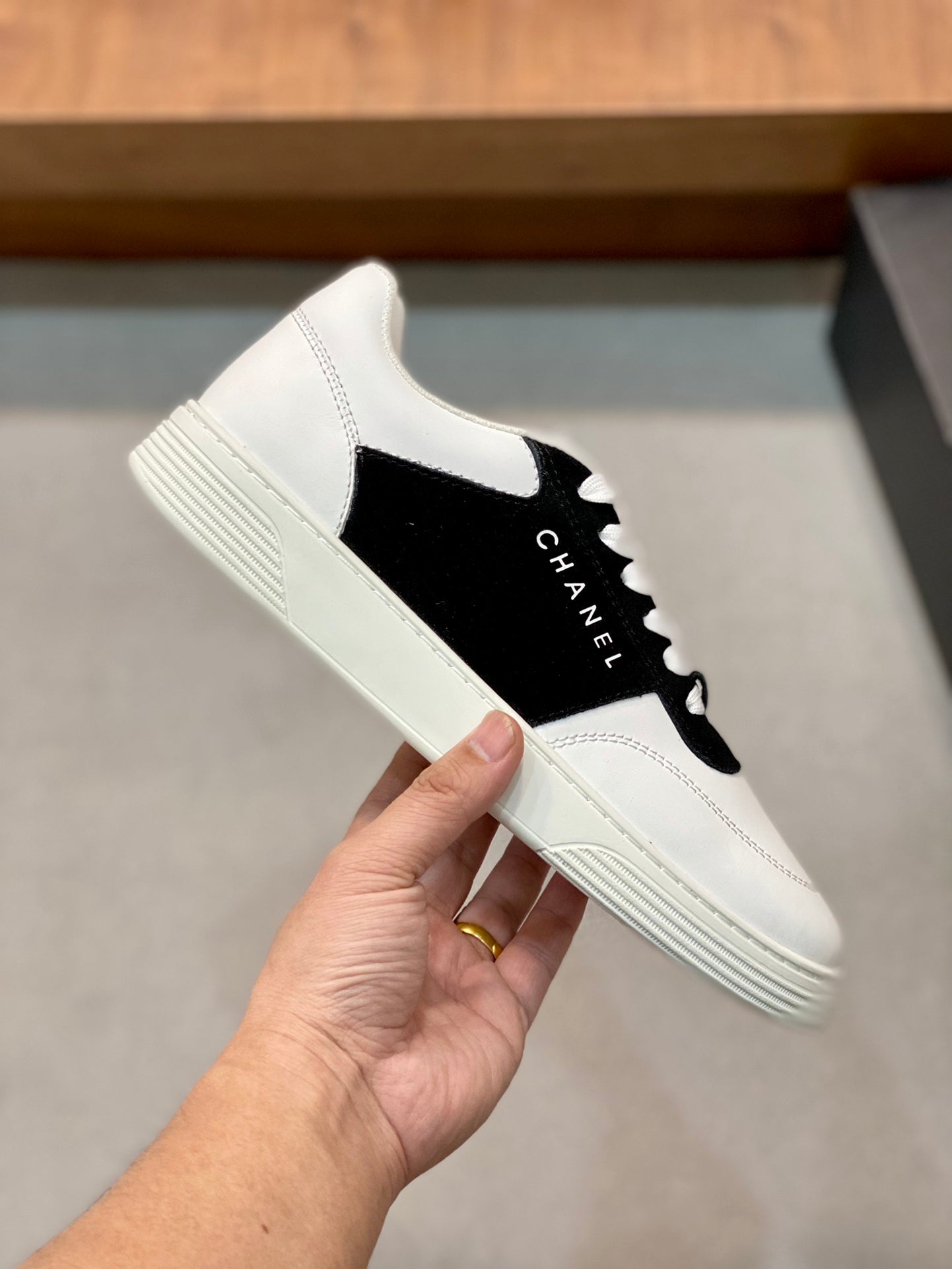 LuxluxHouse Best Quality Shoes Chanel