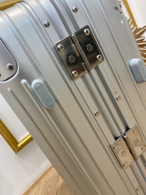 LuxluxHouse Best Quality Bags Luggage