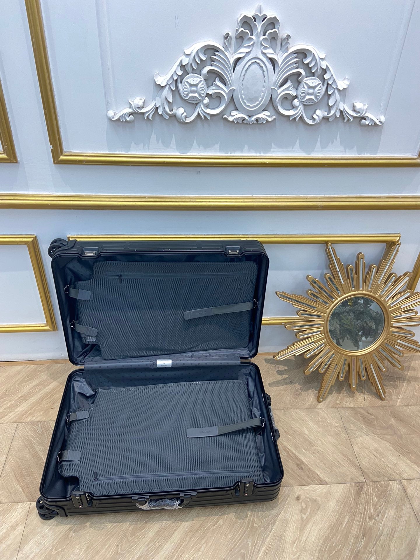 LuxluxHouse Best Quality Bags Luggage
