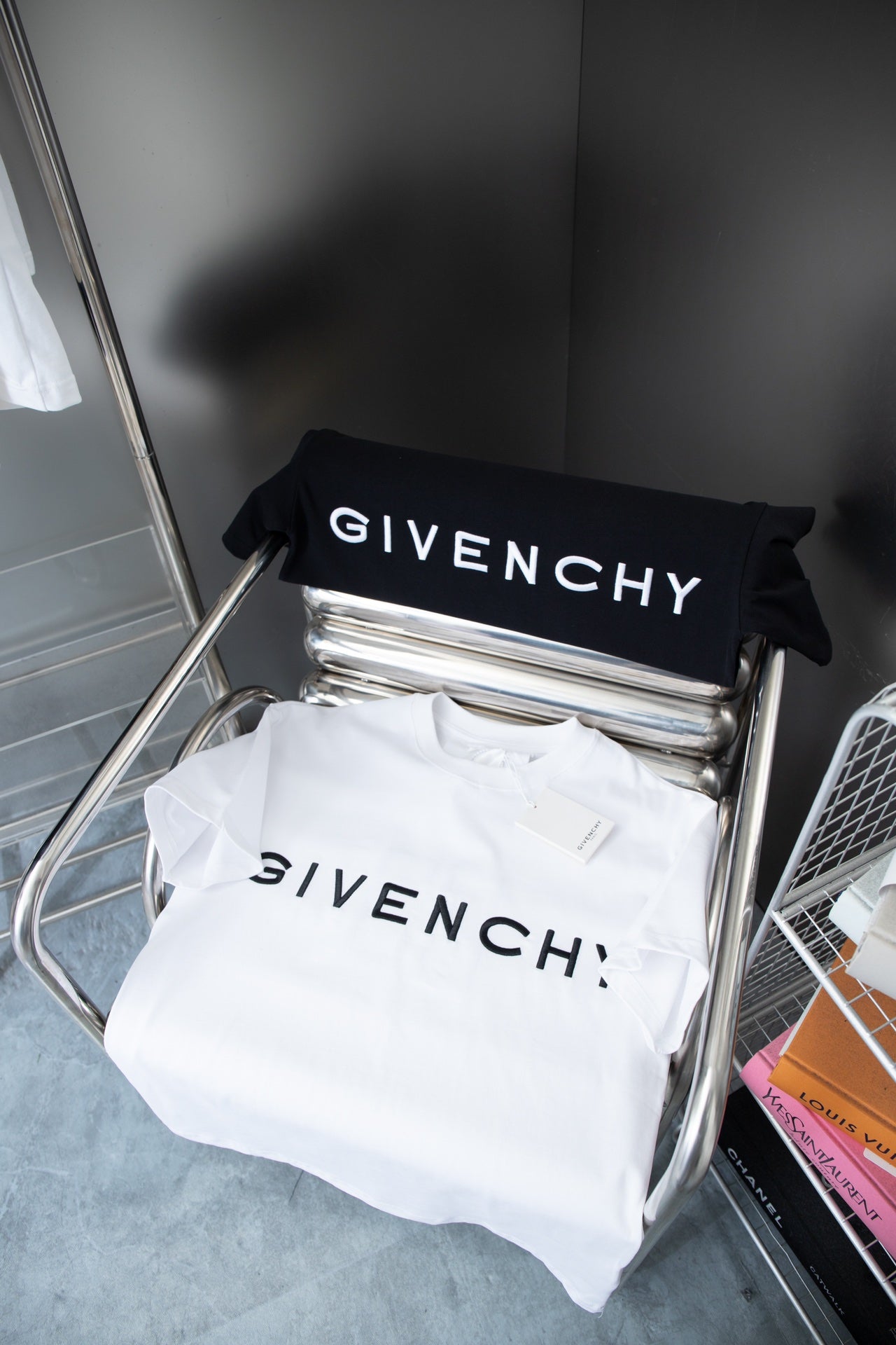 LuxluxHouse Best Quality Clothes Givenchy T-shirt