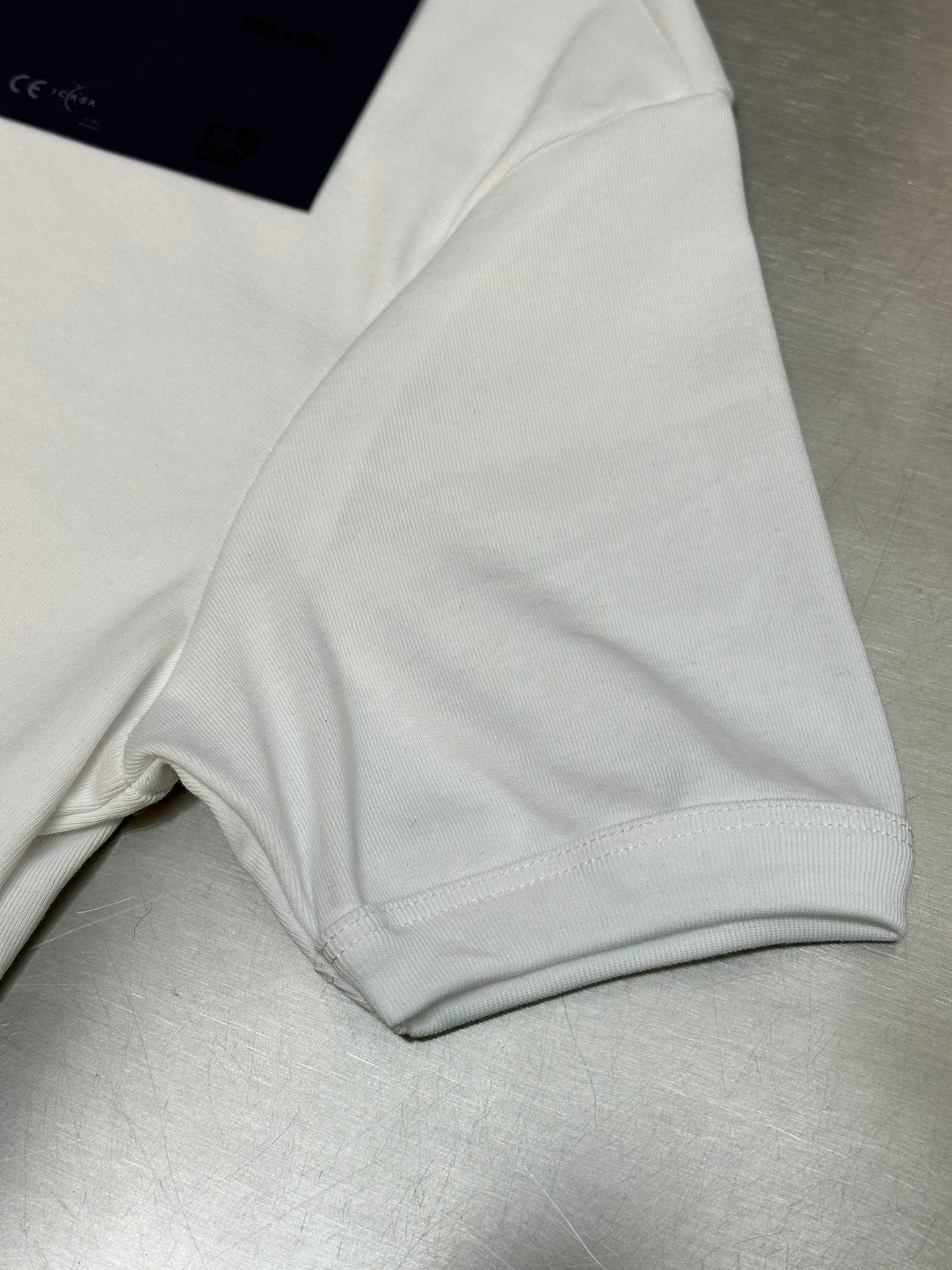 LuxluxHouse Best Quality Clothes T-shirt Prada