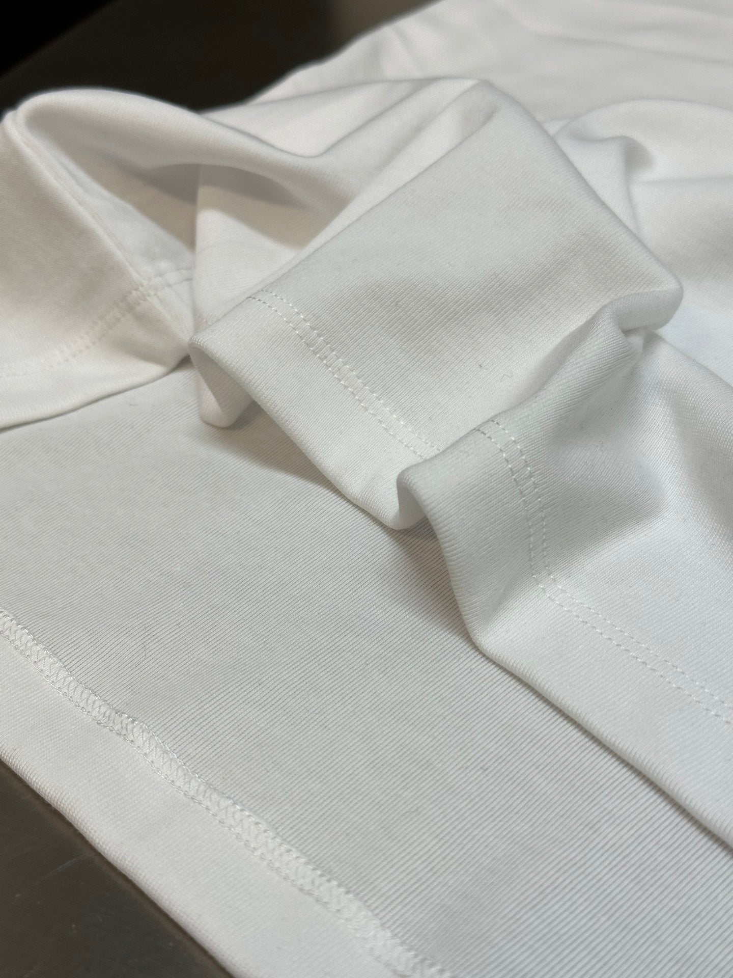 LuxluxHouse Best Quality Clothes T-shirt Prada