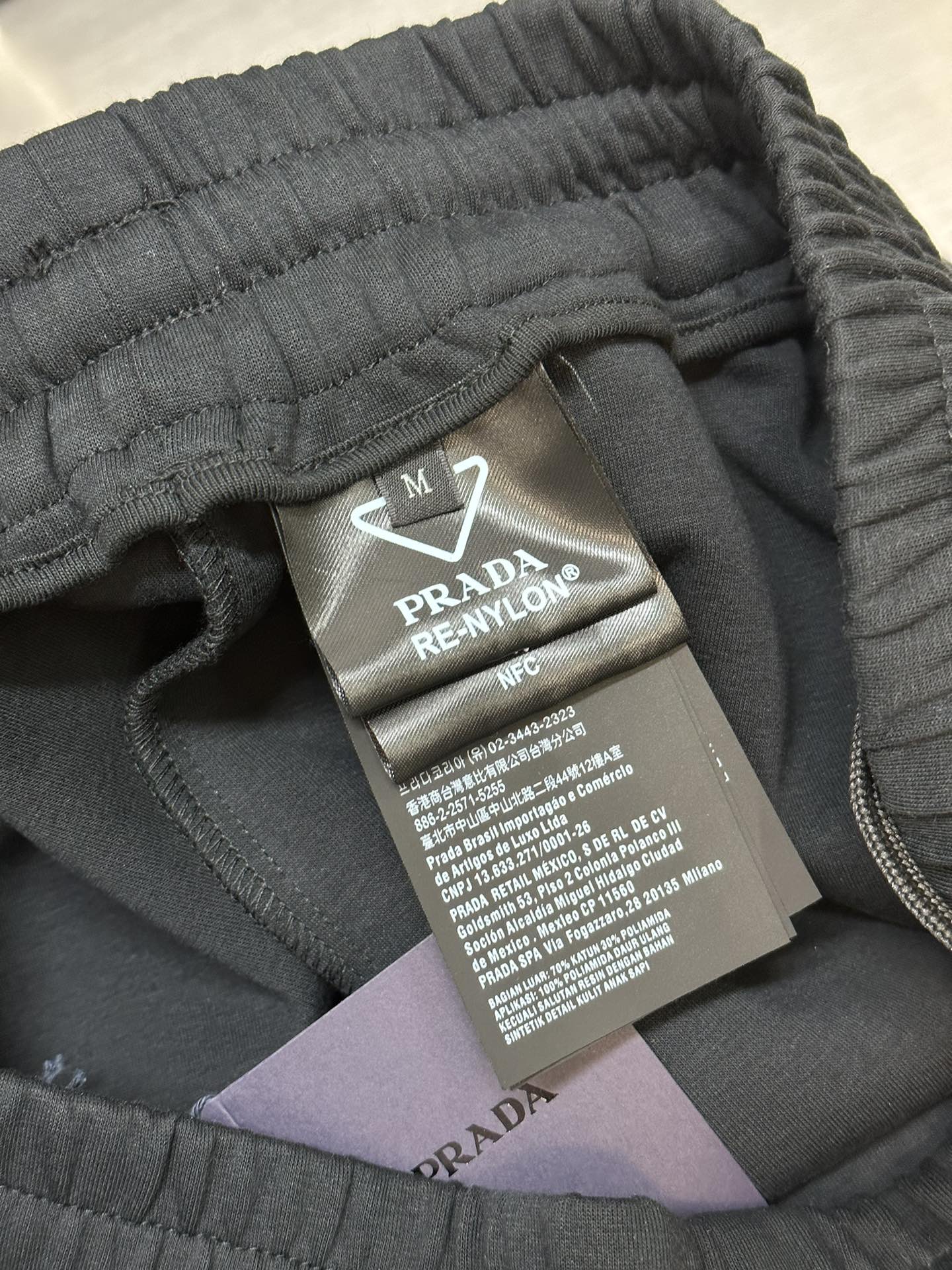 LuxluxHouse Best Quality Clothes Pants Prada