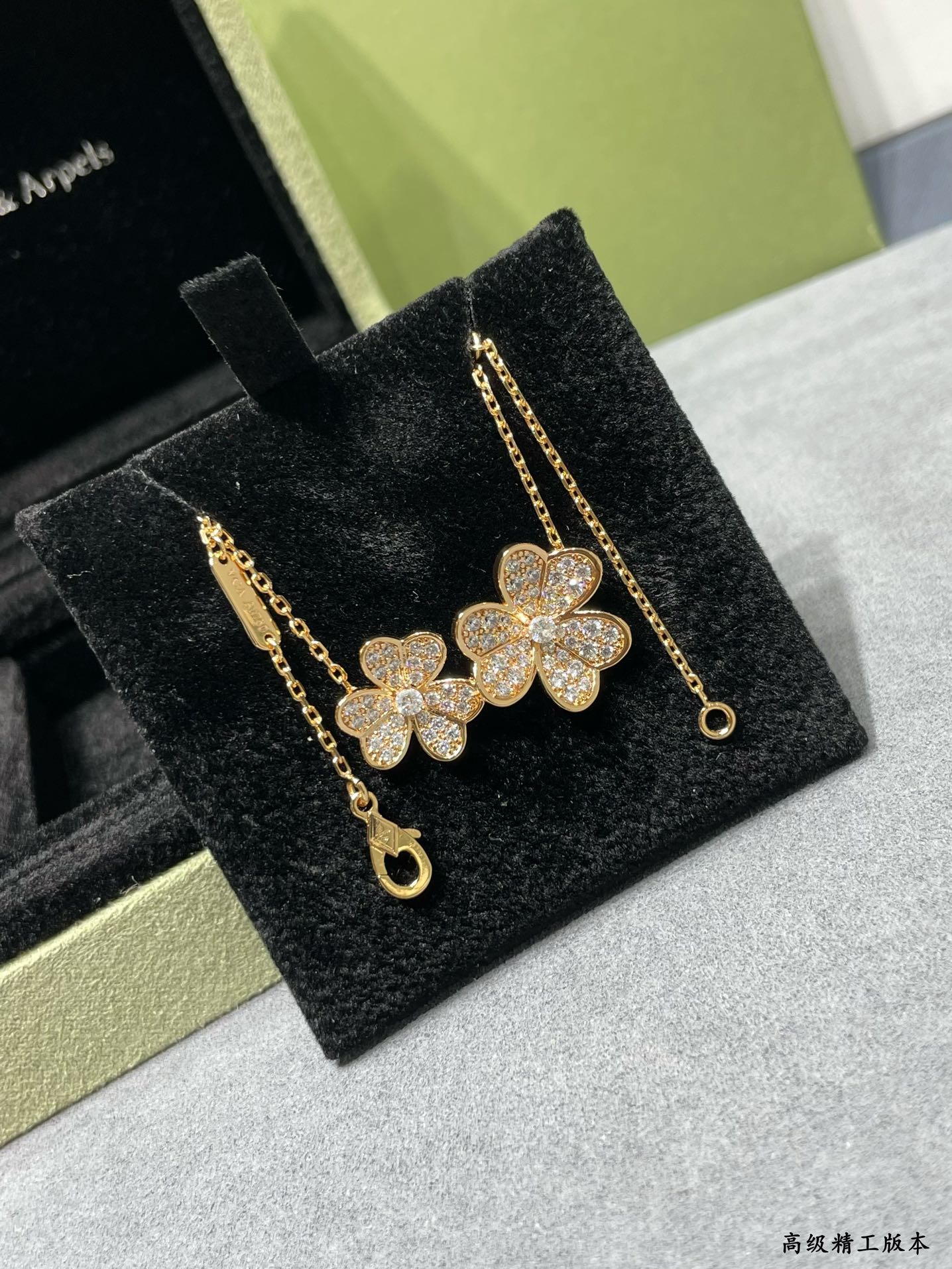 LuxluxHouse Best Quality Accessories Van Cleef & Arpels