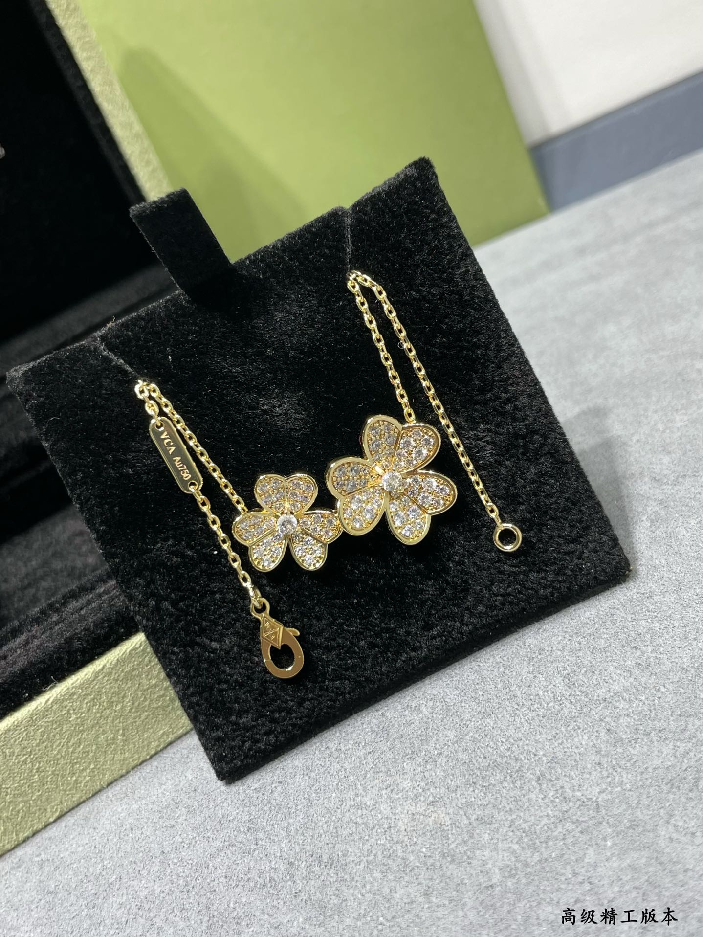 LuxluxHouse Best Quality Accessories Van Cleef & Arpels