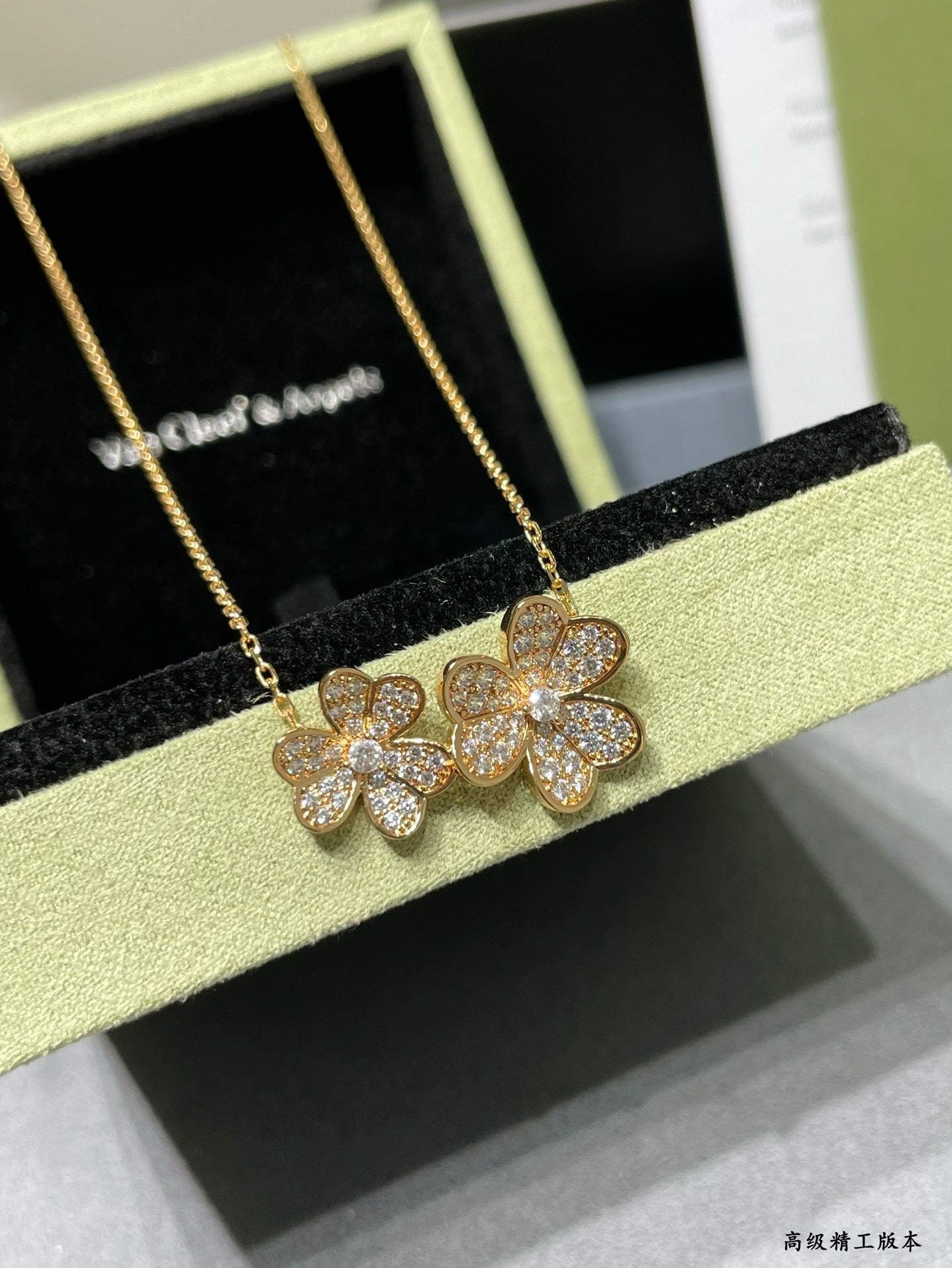 LuxluxHouse Best Quality Accessories Van Cleef & Arpels