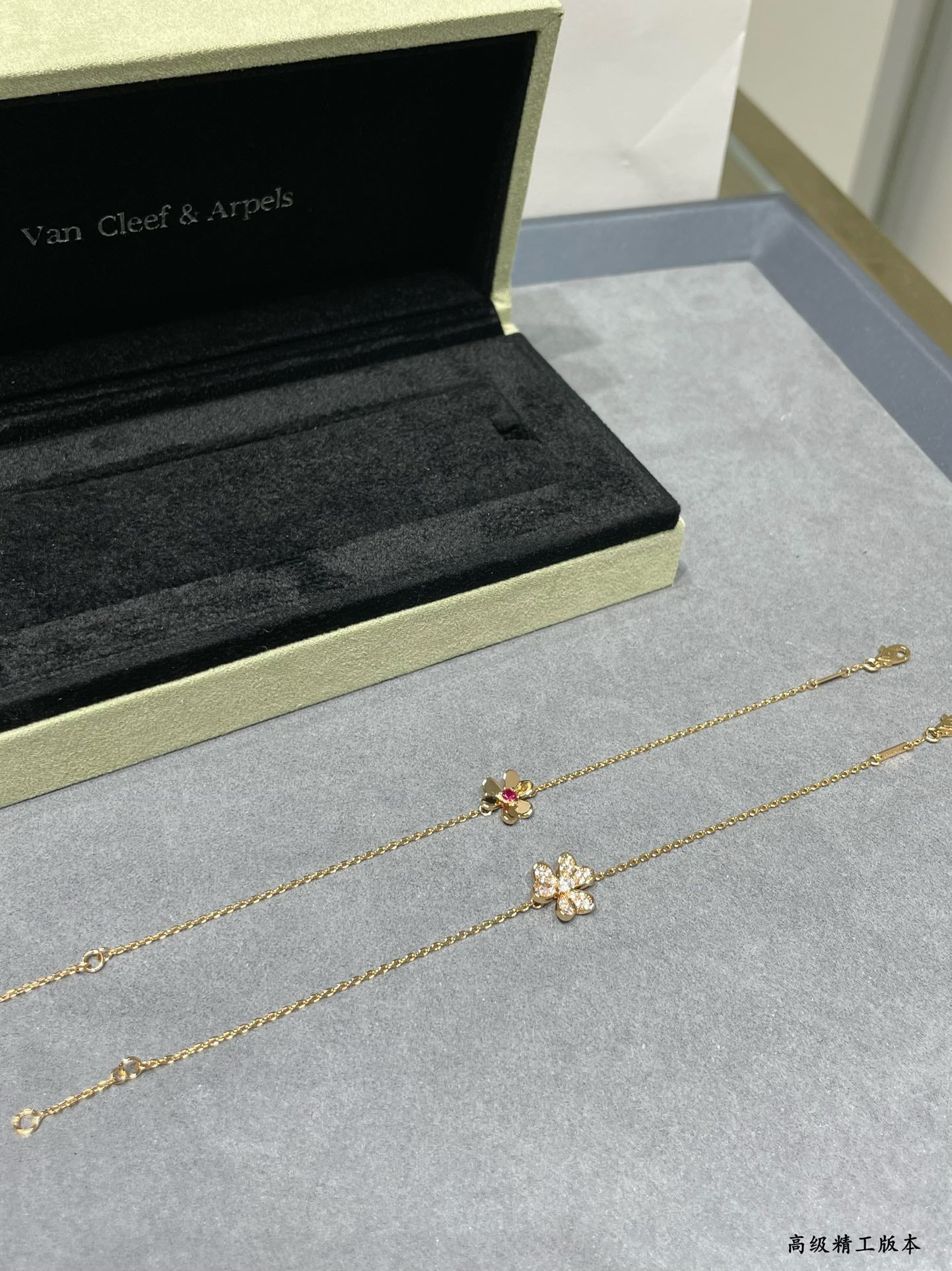 LuxluxHouse Best Quality Accessories Van Cleef & Arpels