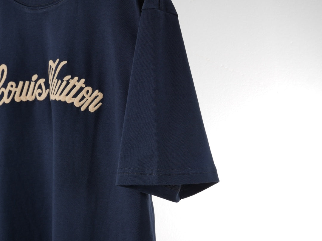 LuxluxHouse Best Quality Clothes T-shirt Louis Vuitton