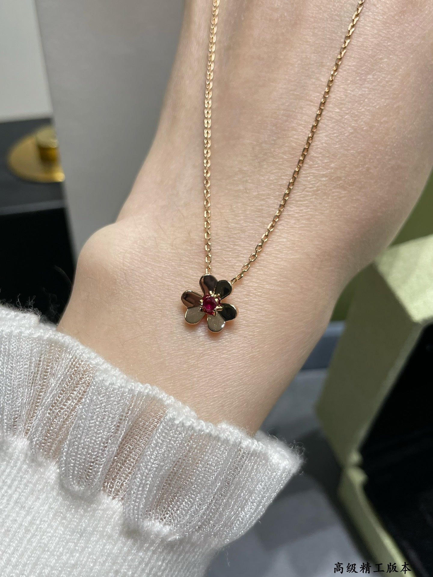 LuxluxHouse Best Quality Accessories Van Cleef & Arpels