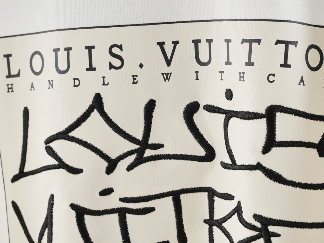 LuxluxHouse Best Quality Clothes T-shirt Louis Vuitton