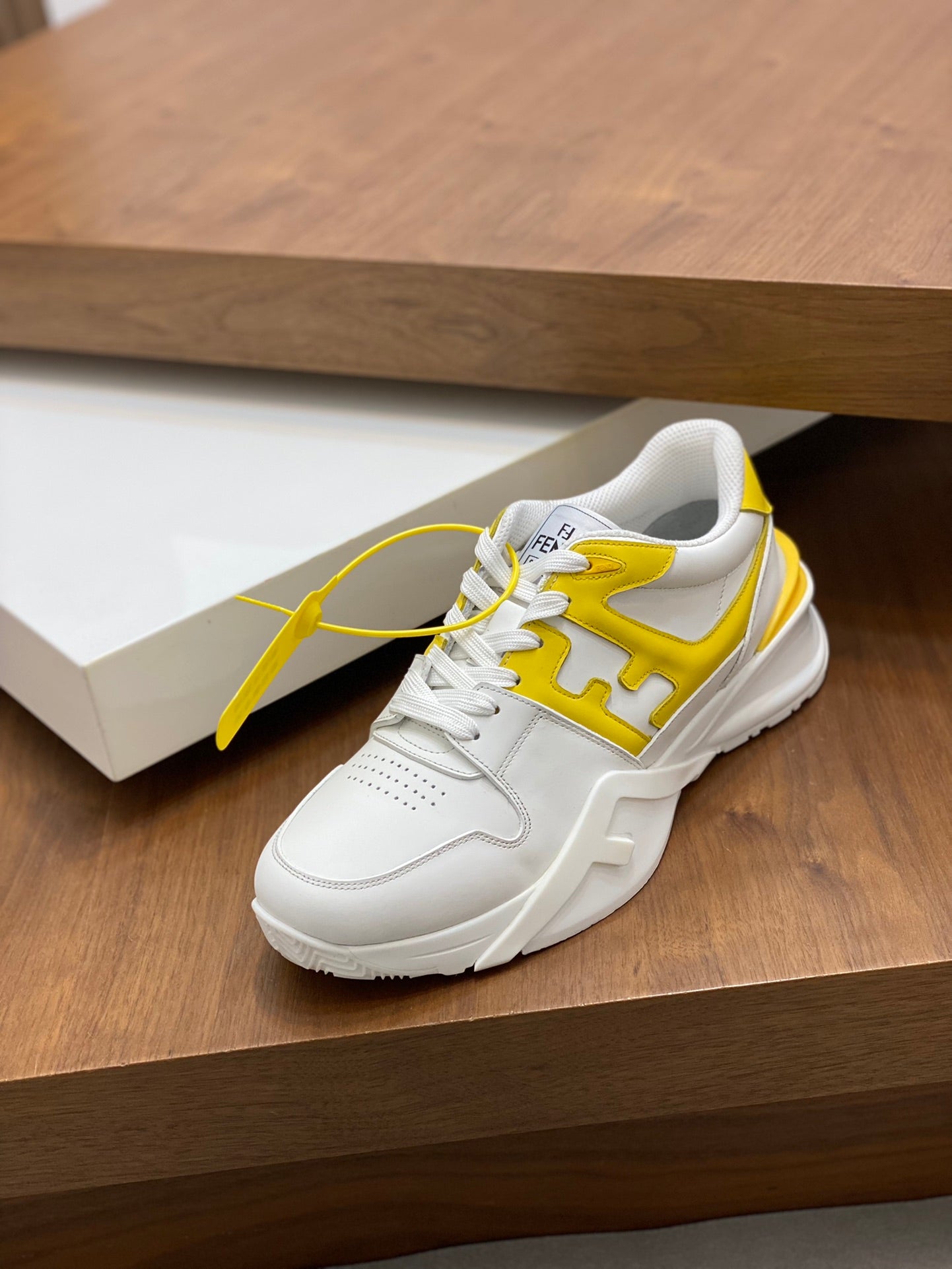 LuxluxHouse Best Quality Shoes Fendi