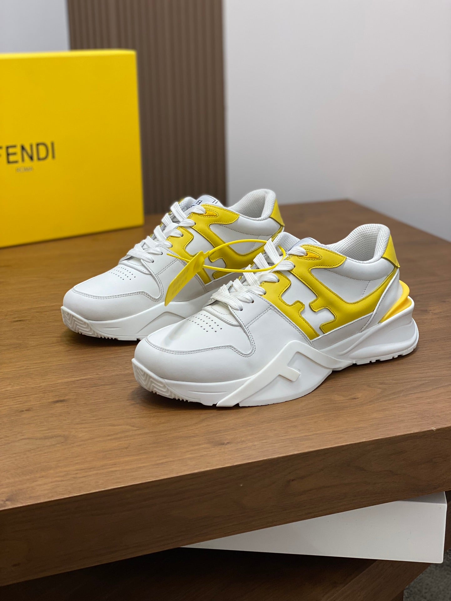 LuxluxHouse Best Quality Shoes Fendi