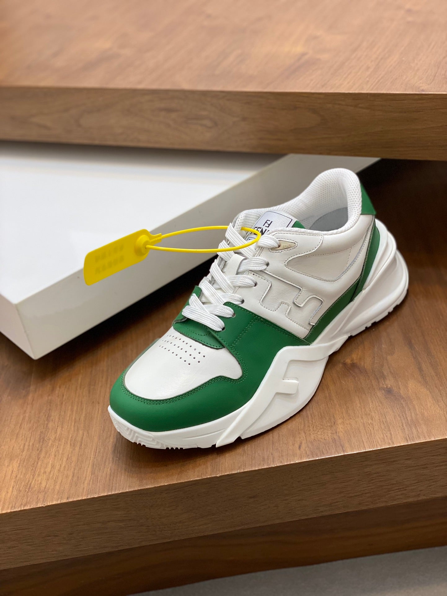 LuxluxHouse Best Quality Shoes Fendi
