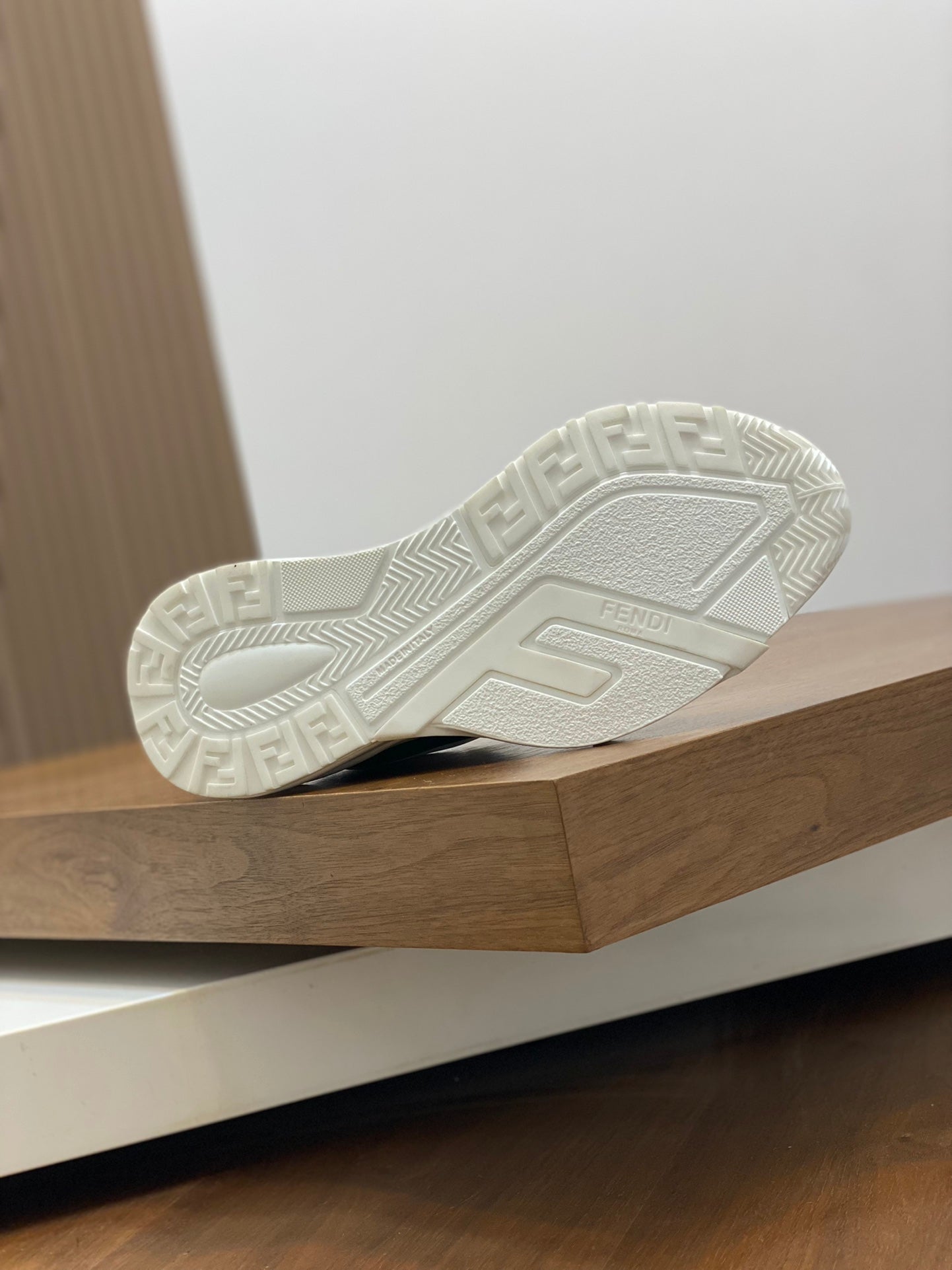 LuxluxHouse Best Quality Shoes Fendi