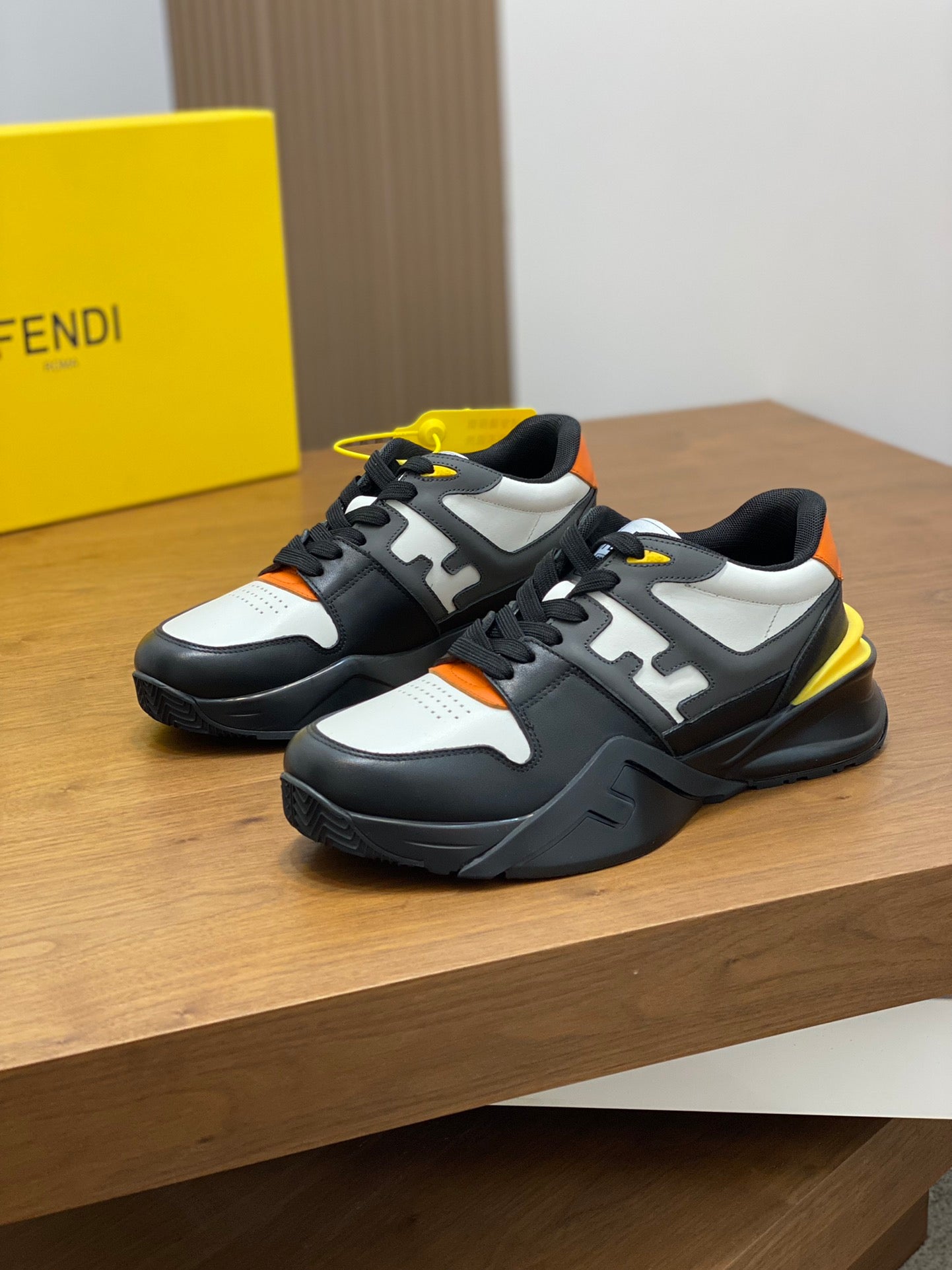 LuxluxHouse Best Quality Shoes Fendi