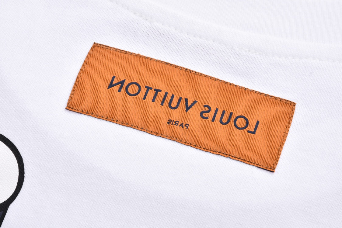 LuxluxHouse Best Quality Clothes T-shirt Louis Vuitton