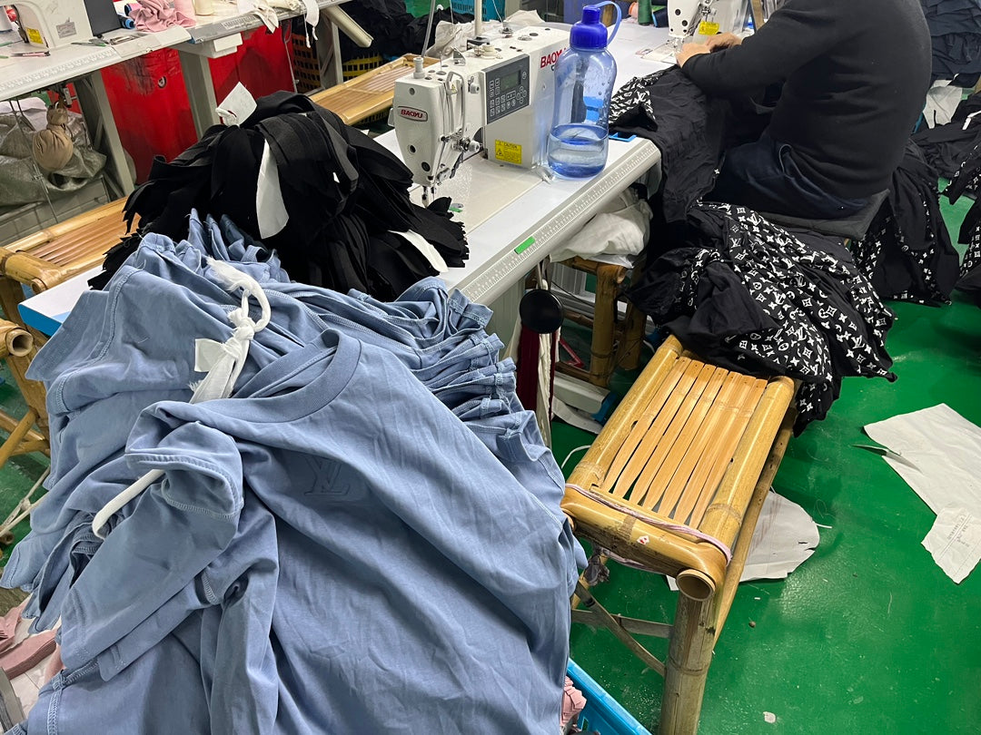 LuxluxHouse Best Quality Clothes T-shirt Louis Vuitton