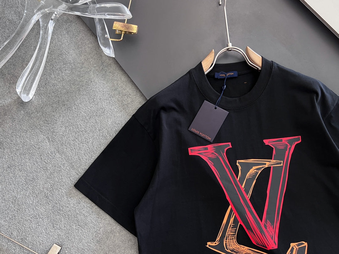 LuxluxHouse Best Quality Clothes T-shirt Louis Vuitton
