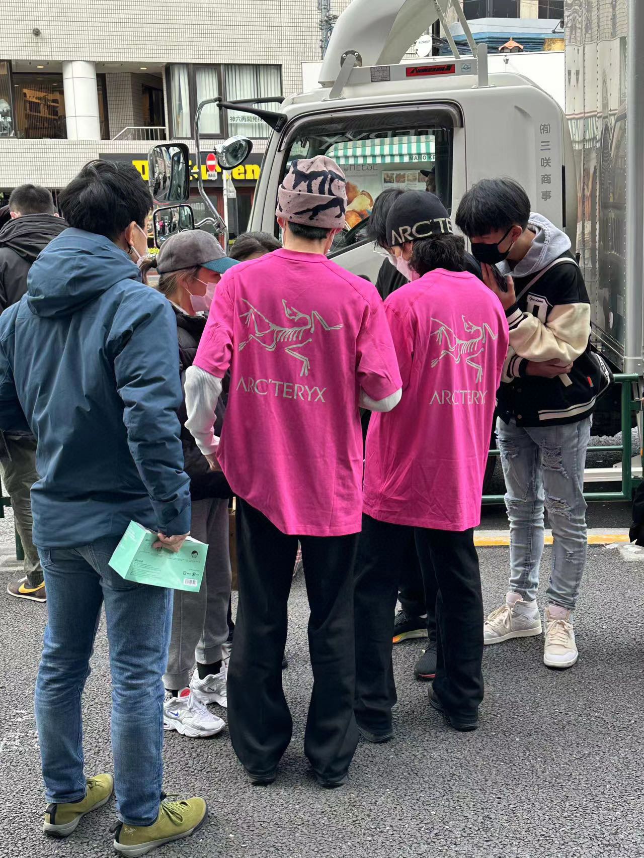 LuxluxHouse Best Quality Clothes T-shirt Arcteryx