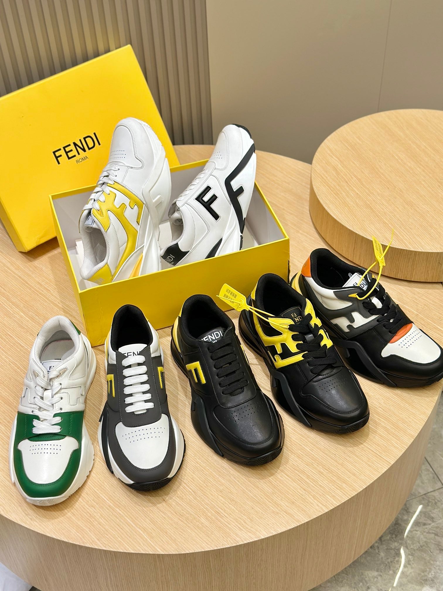 LuxluxHouse Best Quality Shoes Fendi